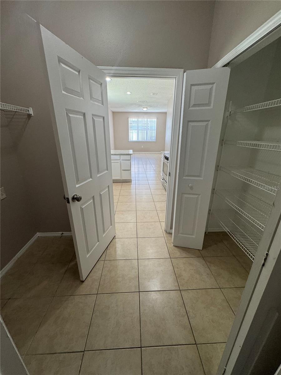 1671 Islebrook Dr Property Photo 10