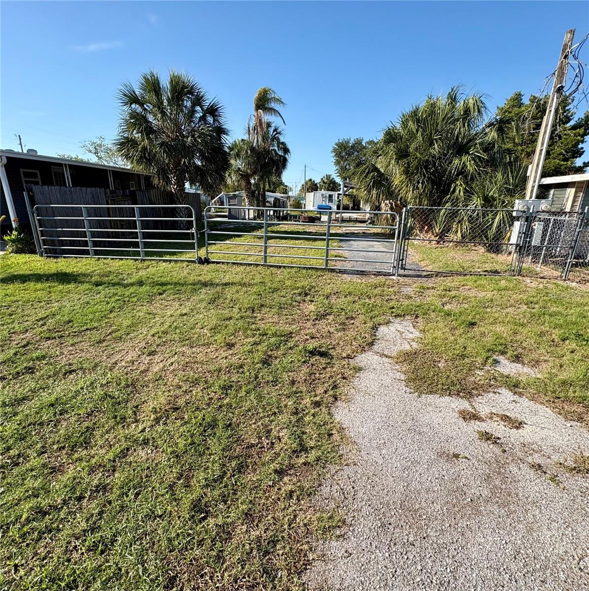 6832 Albatross Ln Property Photo 8