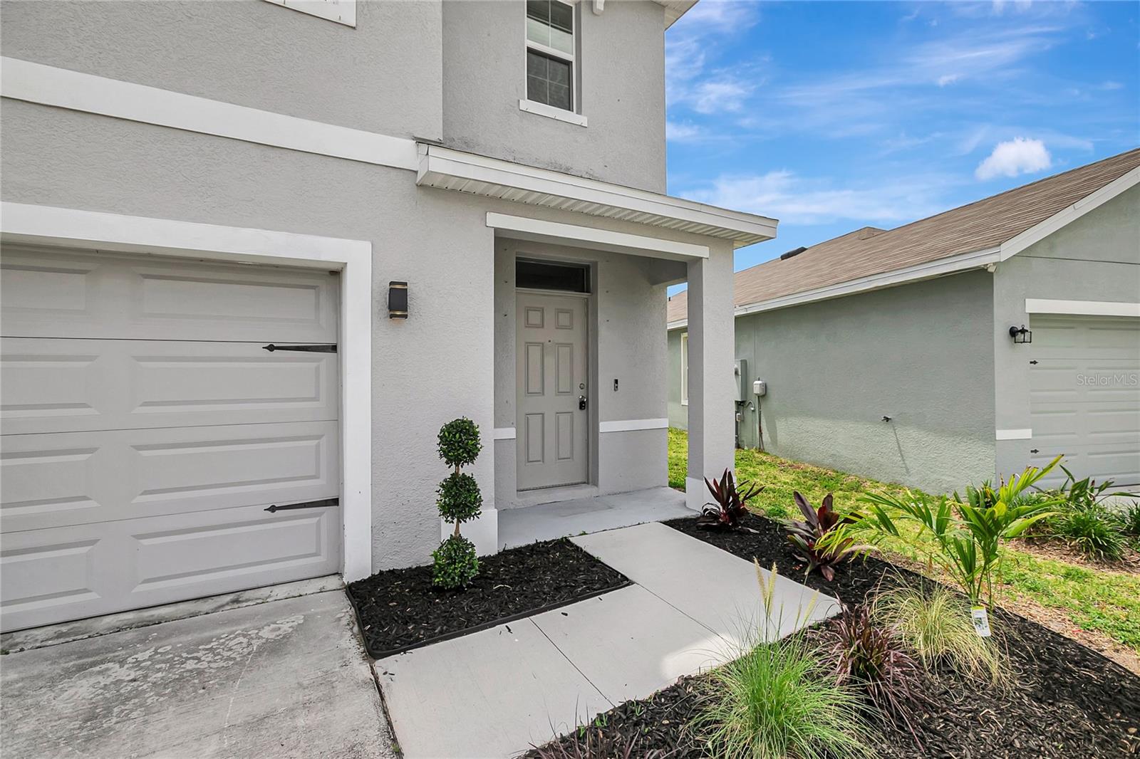 17038 Wave Tressle Pl Property Photo 5