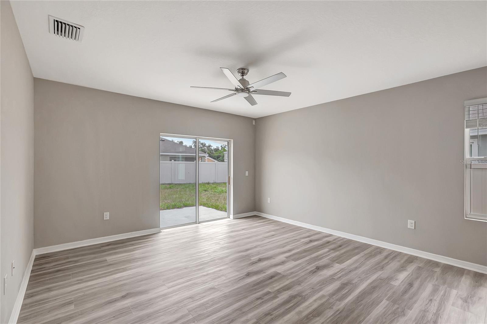 17038 Wave Tressle Pl Property Photo 10