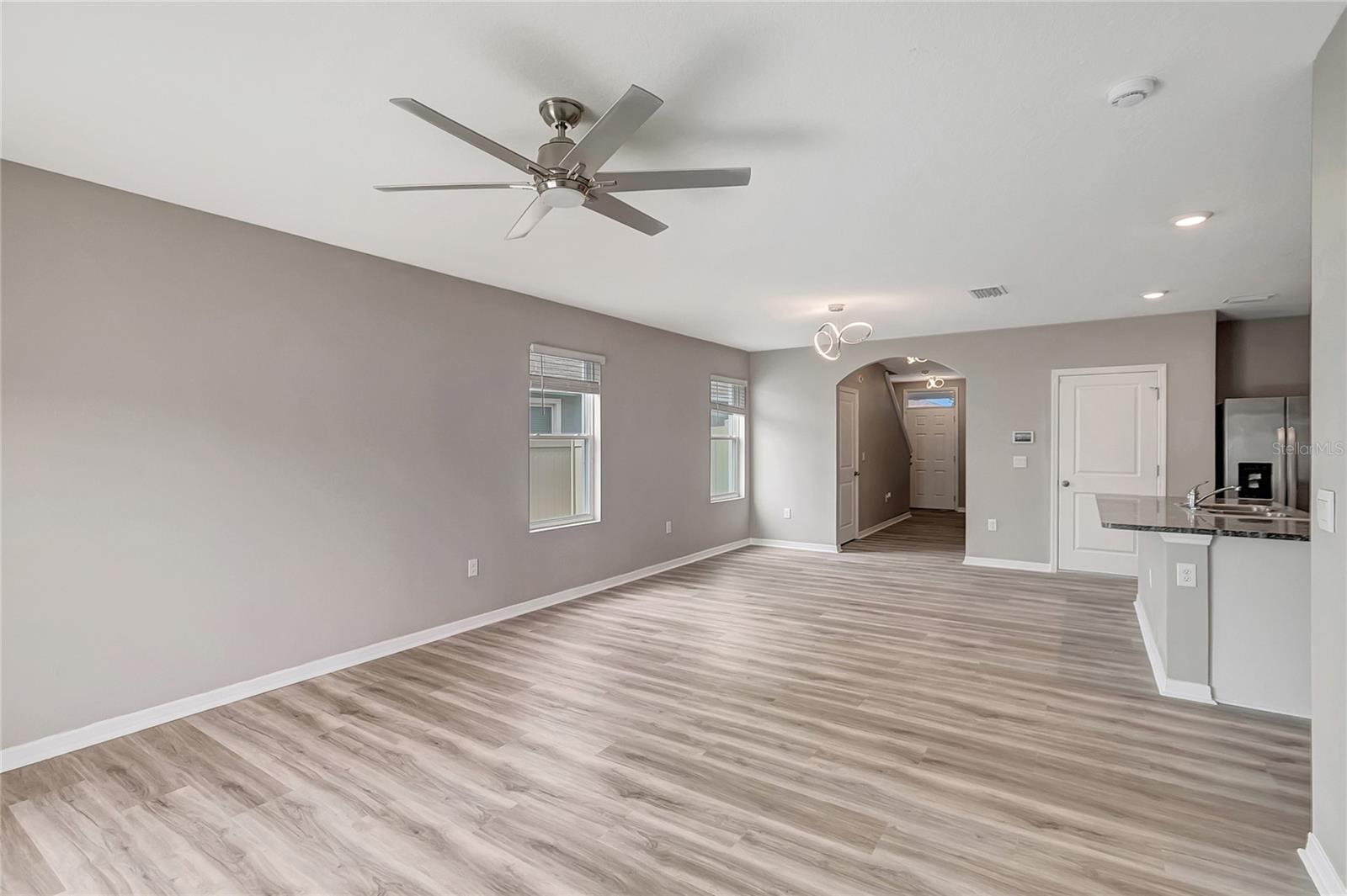 17038 Wave Tressle Pl Property Photo 11