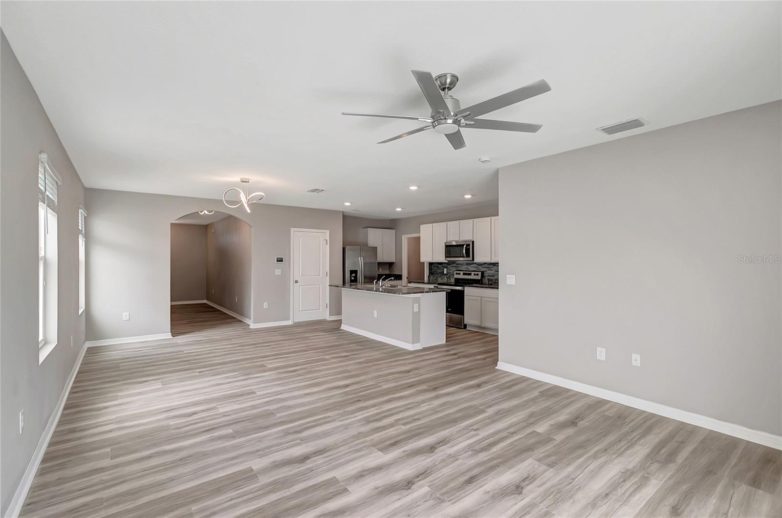 17038 Wave Tressle Pl Property Photo 12