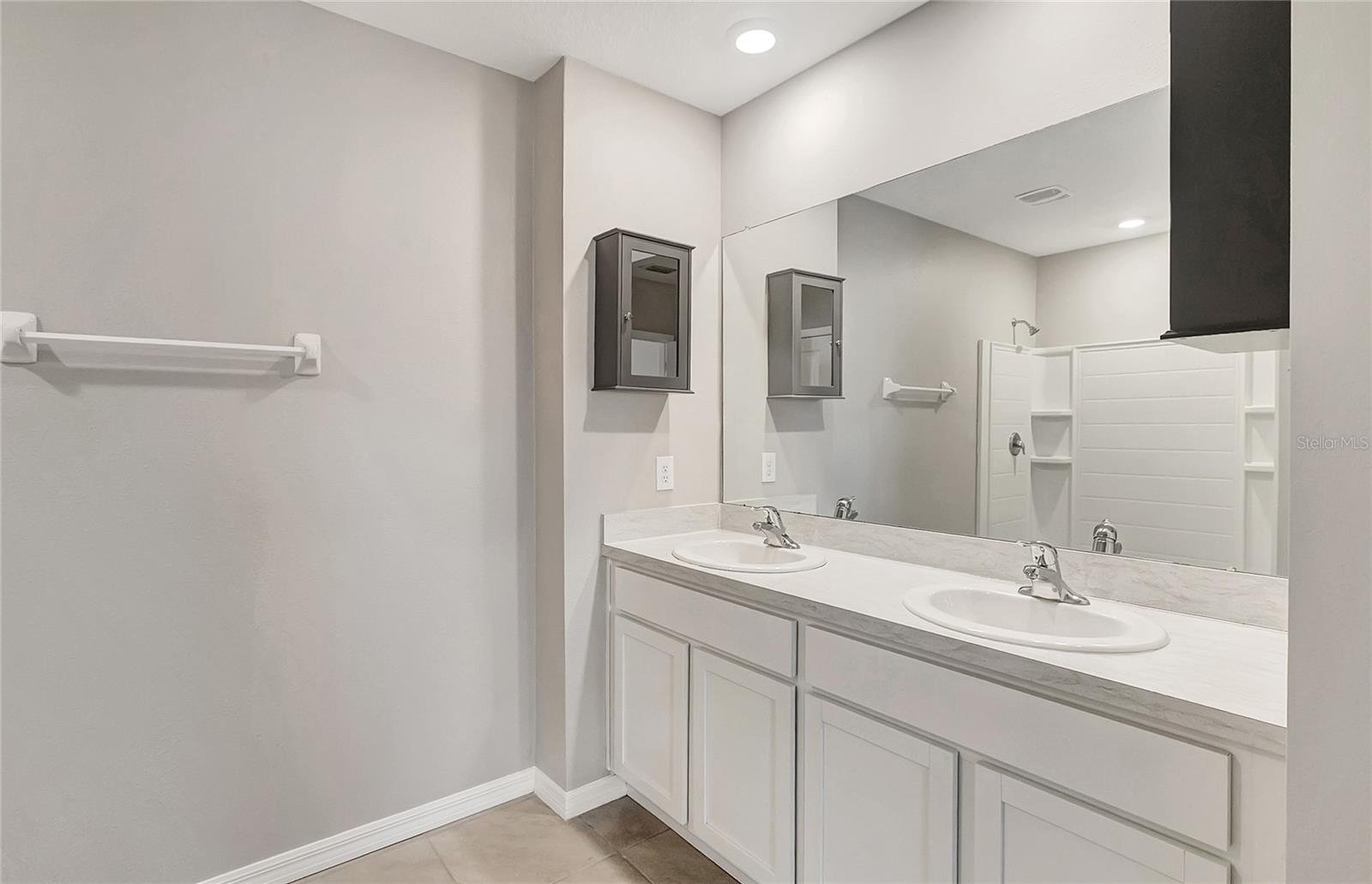 17038 Wave Tressle Pl Property Photo 32