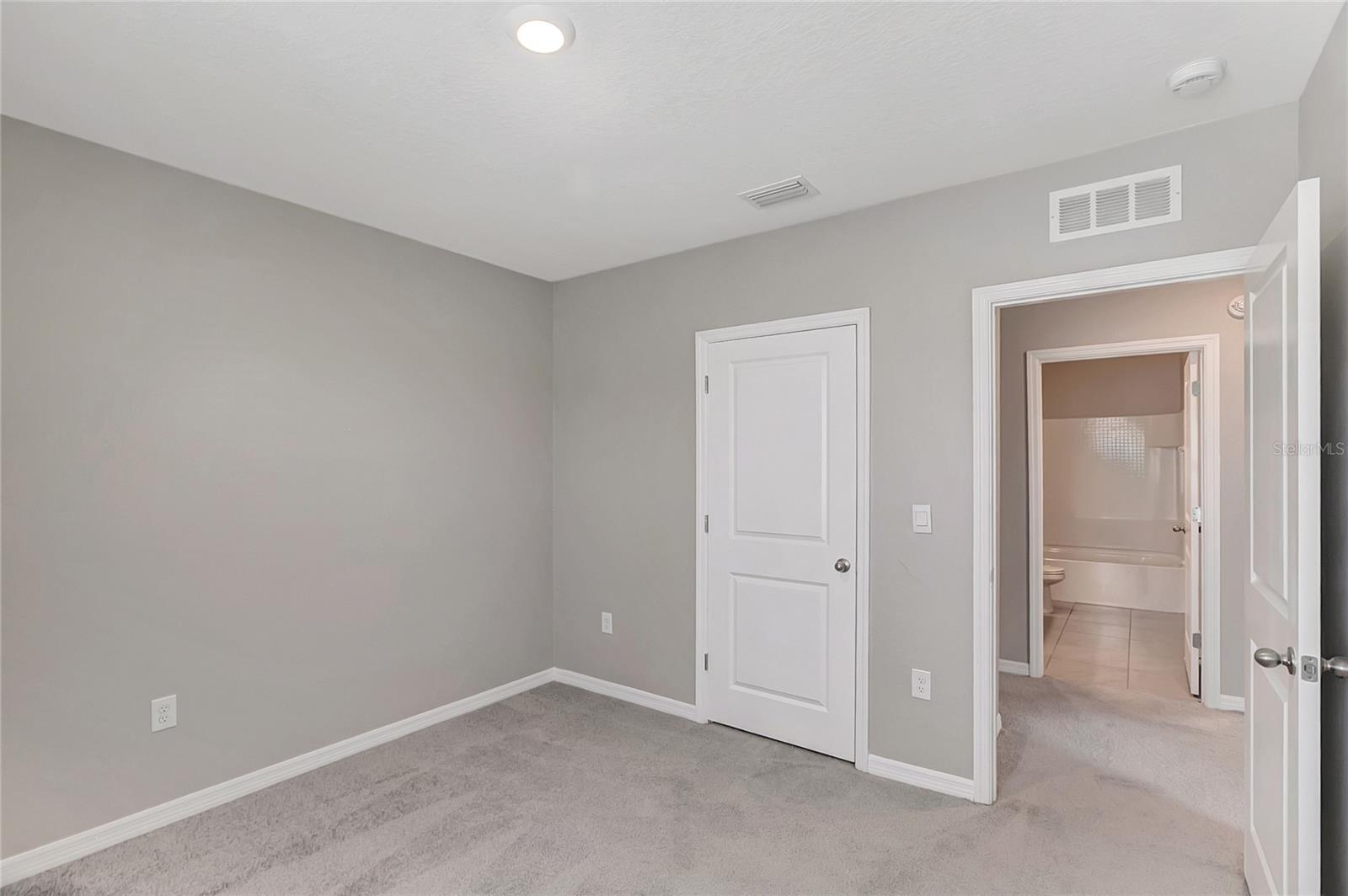 17038 Wave Tressle Pl Property Photo 43