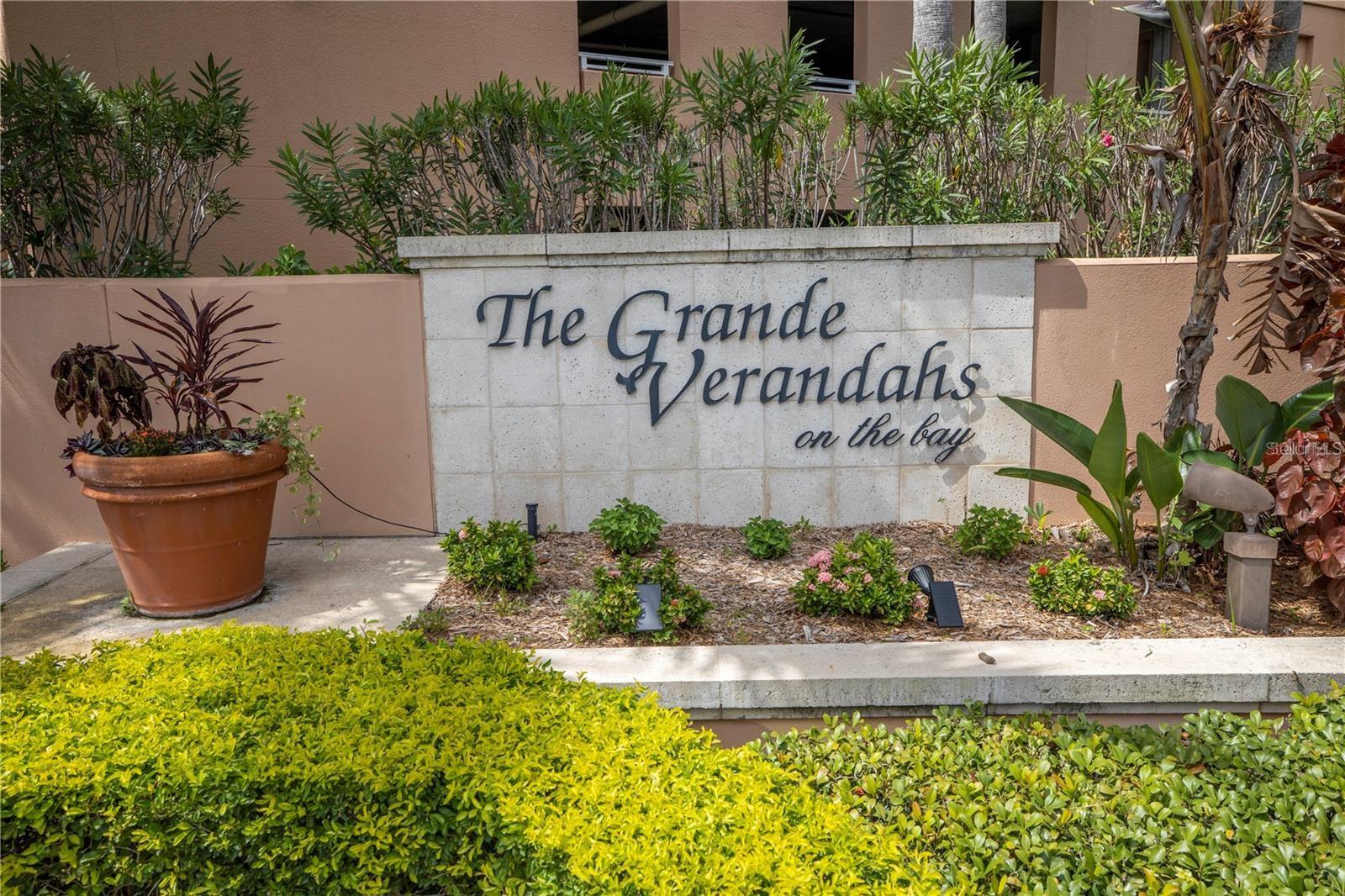 12077 Gandy Blvd N #332 Property Photo 3
