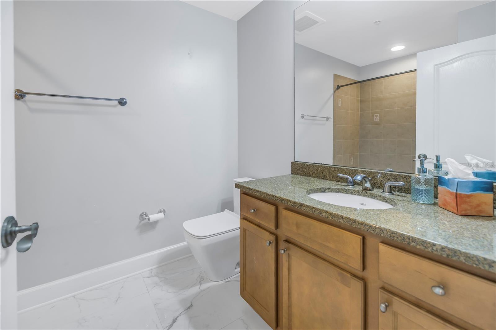 12077 Gandy Blvd N #332 Property Photo 27