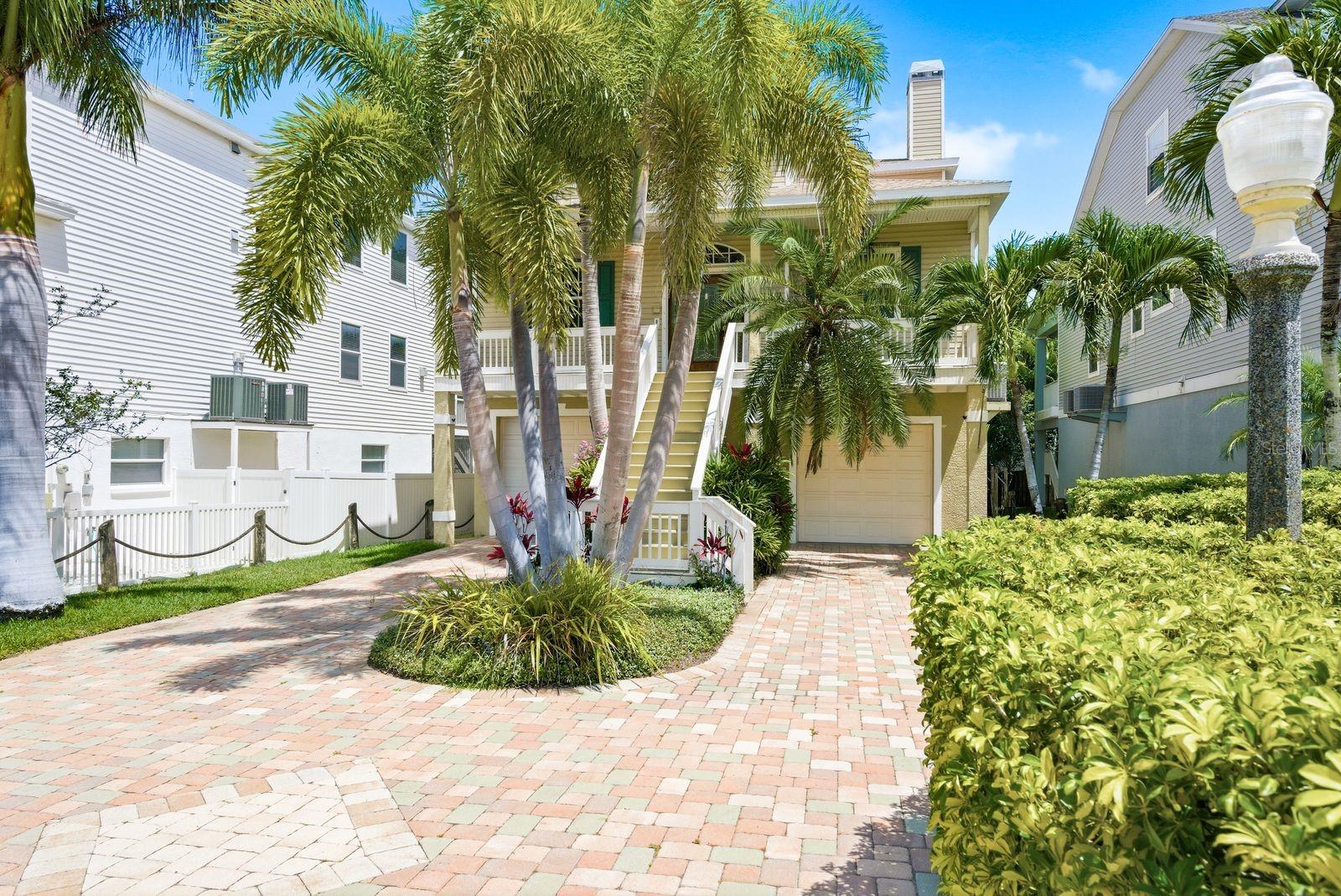 503 Palm Ave Property Photo 3