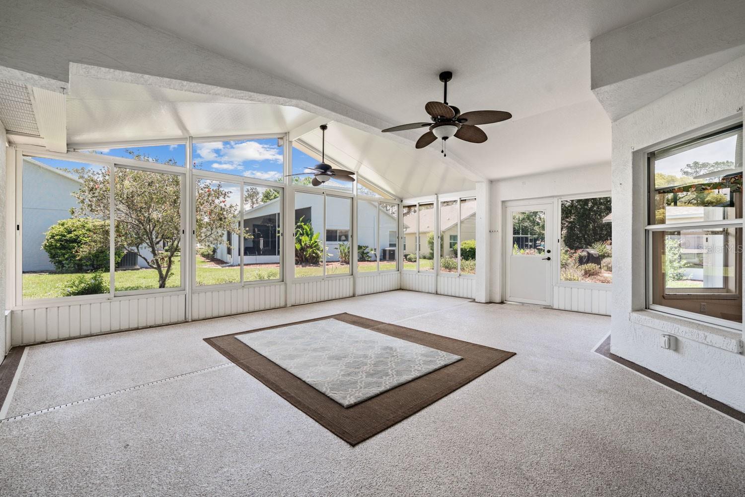 11709 Spindrift Loop Property Photo 14
