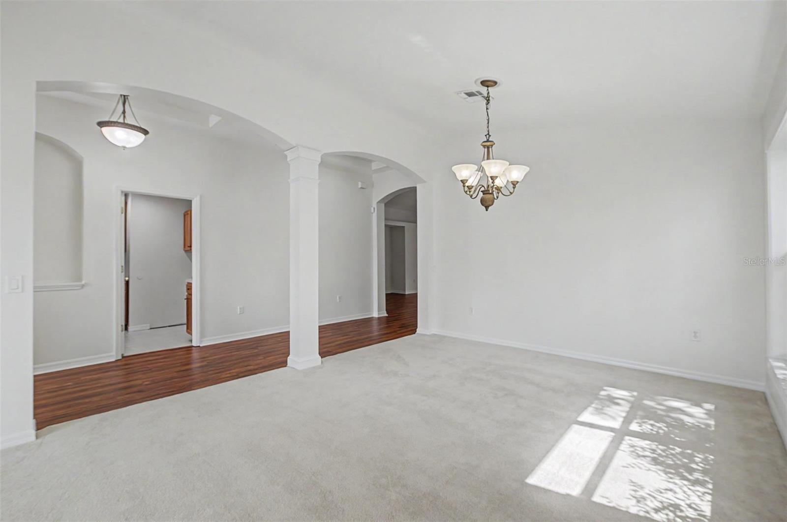 11709 Spindrift Loop Property Photo 14