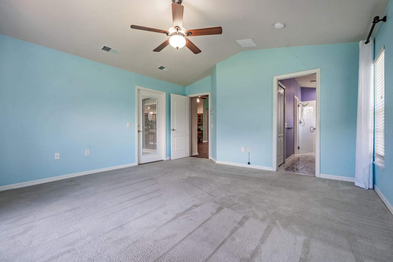 11709 Spindrift Loop Property Photo 19