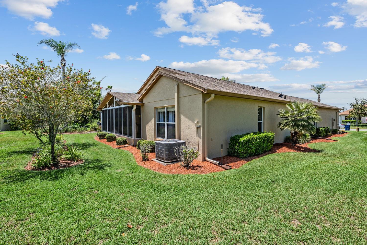 11709 Spindrift Loop Property Photo 31