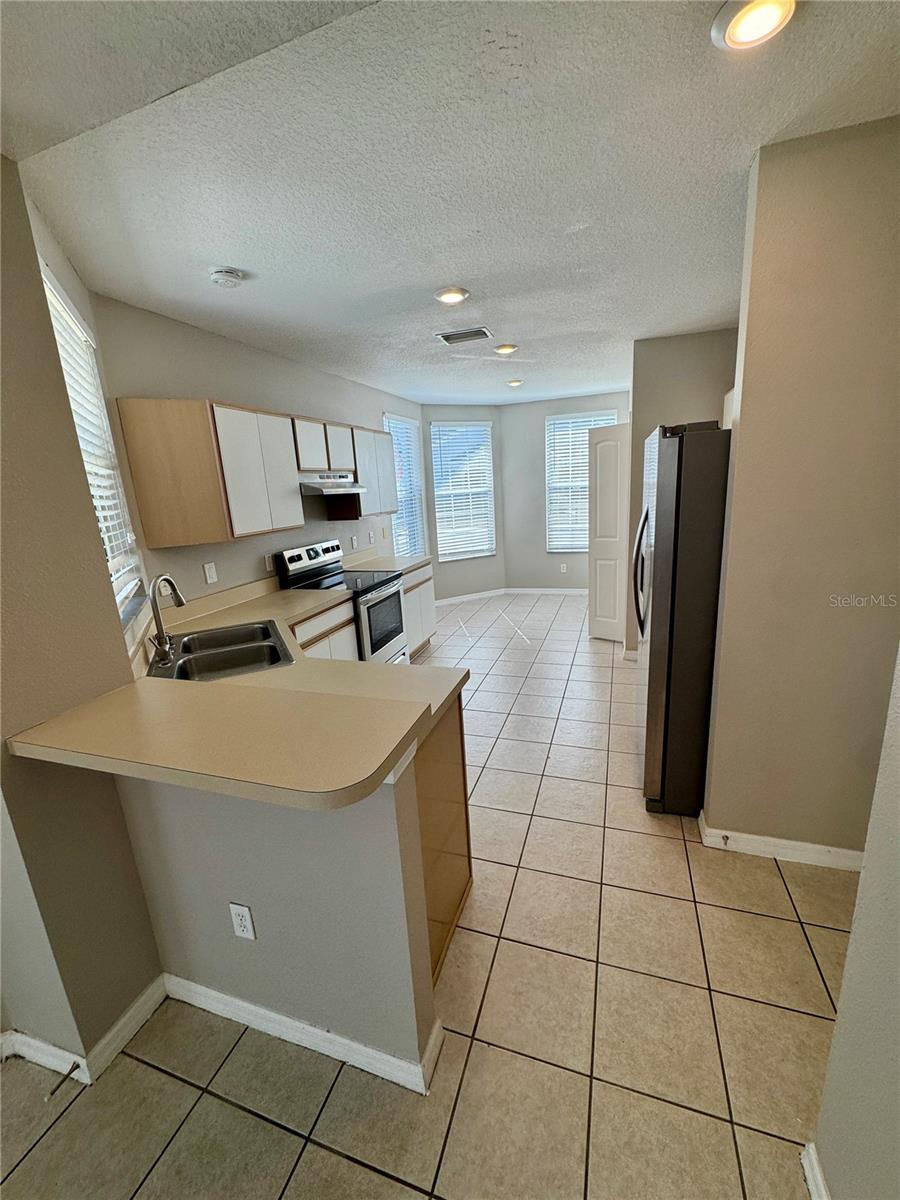 9701 Carlsdale Dr Property Photo 7