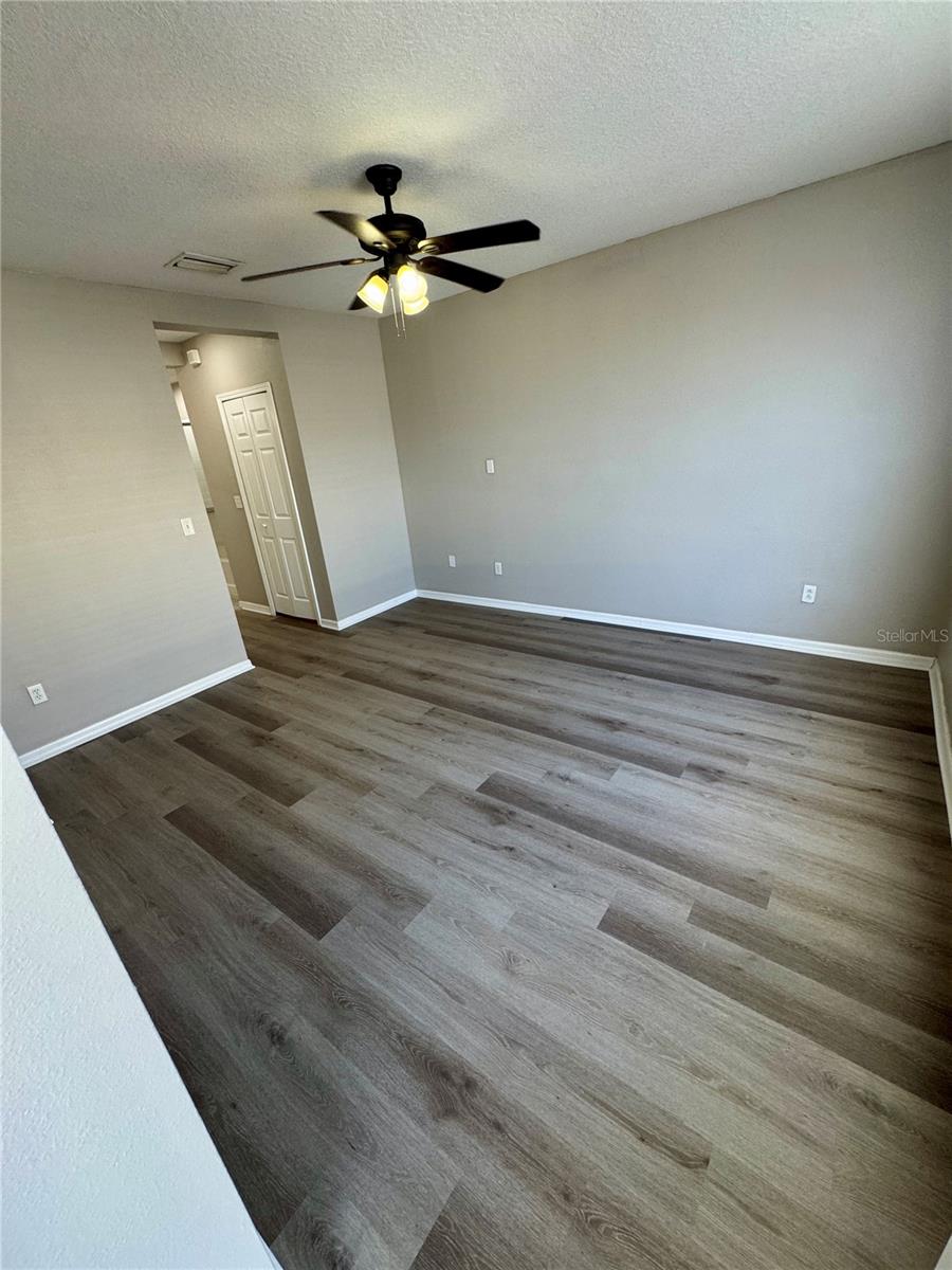 9701 Carlsdale Dr Property Photo 10
