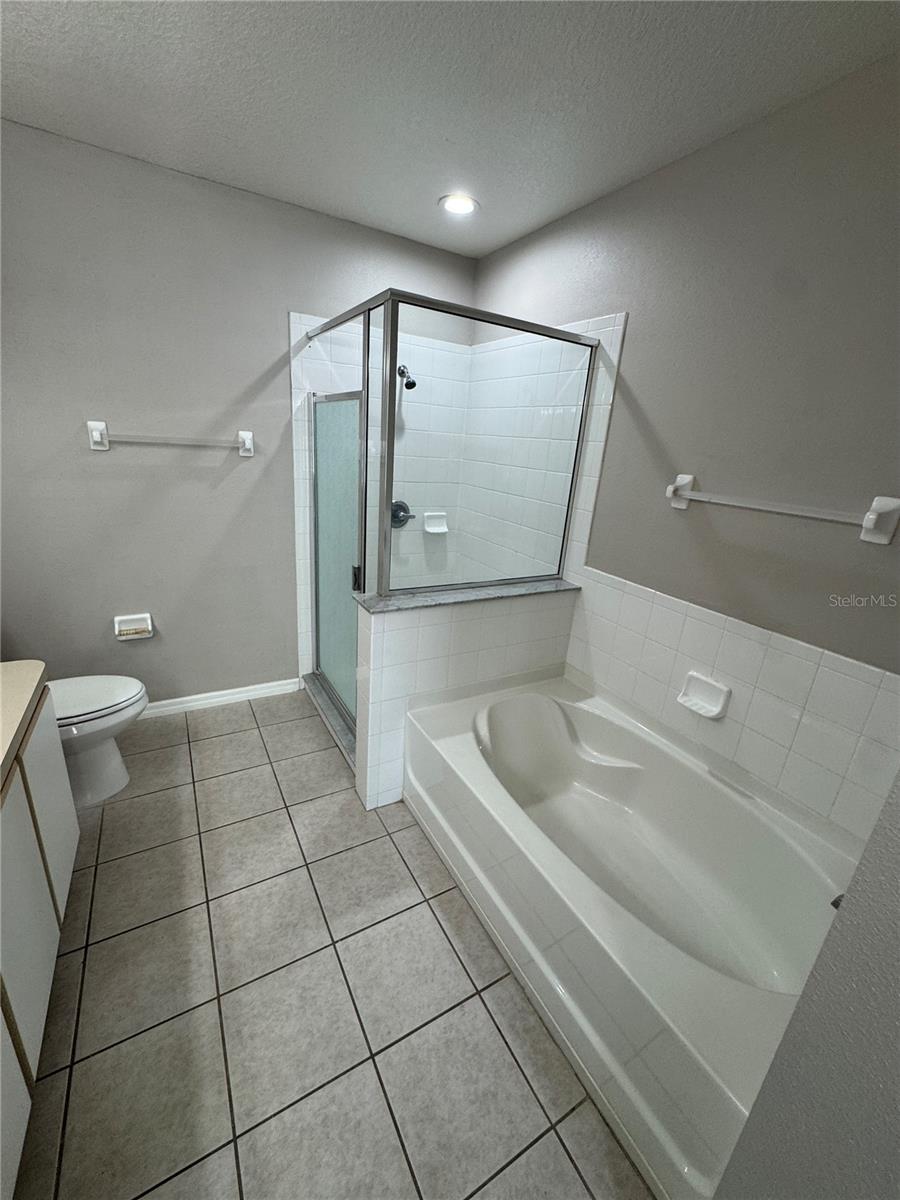 9701 Carlsdale Dr Property Photo 13