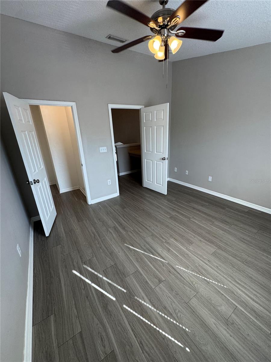 9701 Carlsdale Dr Property Photo 18