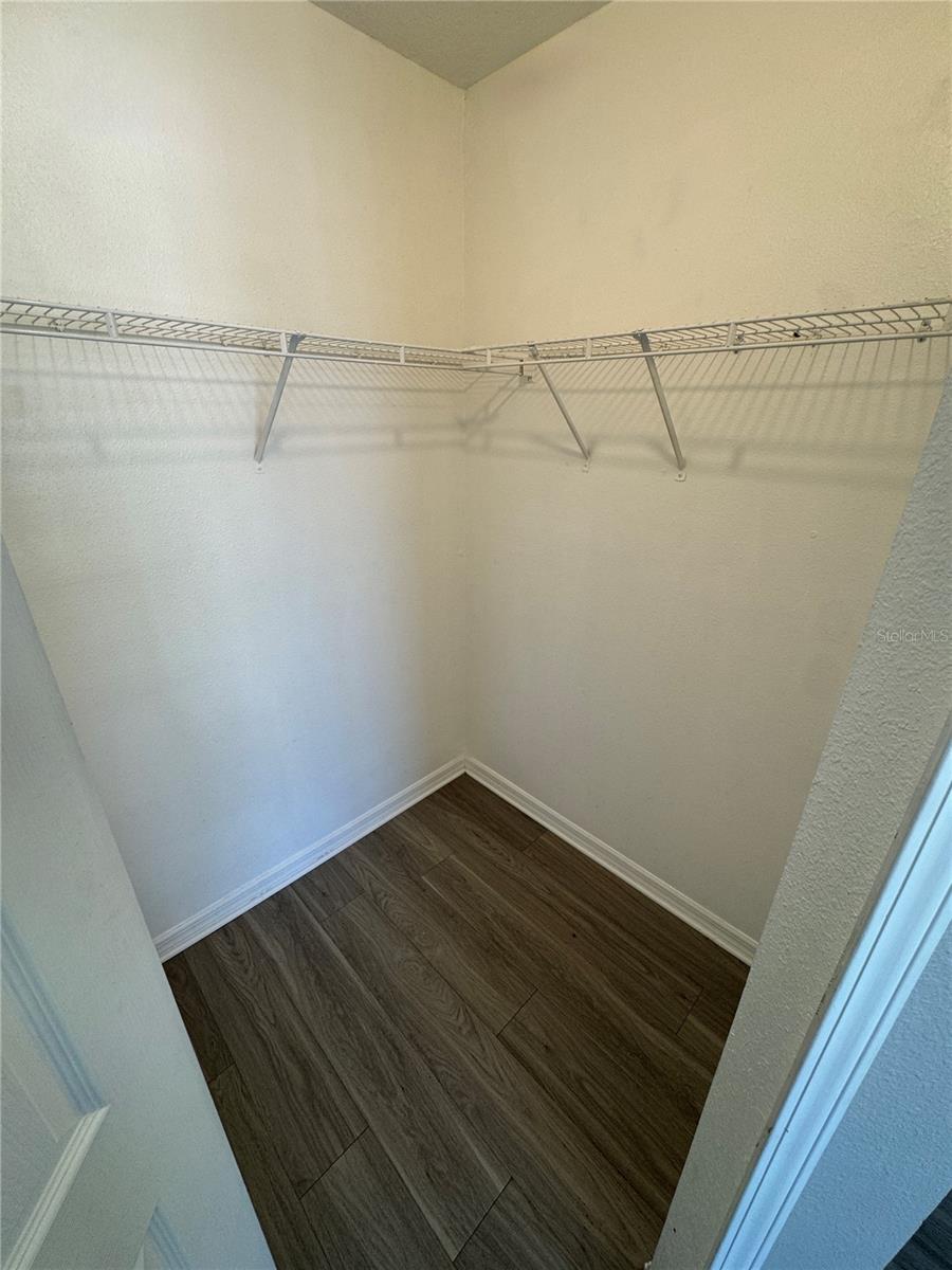 9701 Carlsdale Dr Property Photo 25