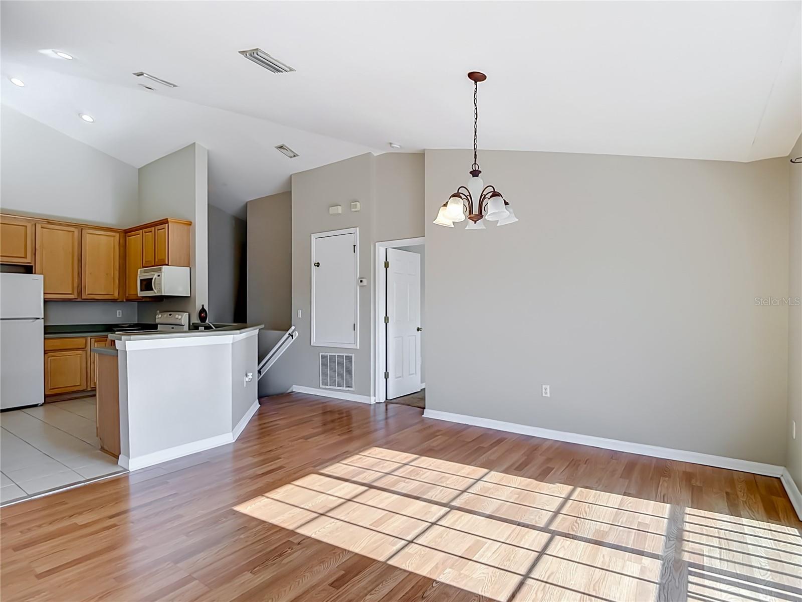 27901 Pleasure Ride Loop Property Photo 5