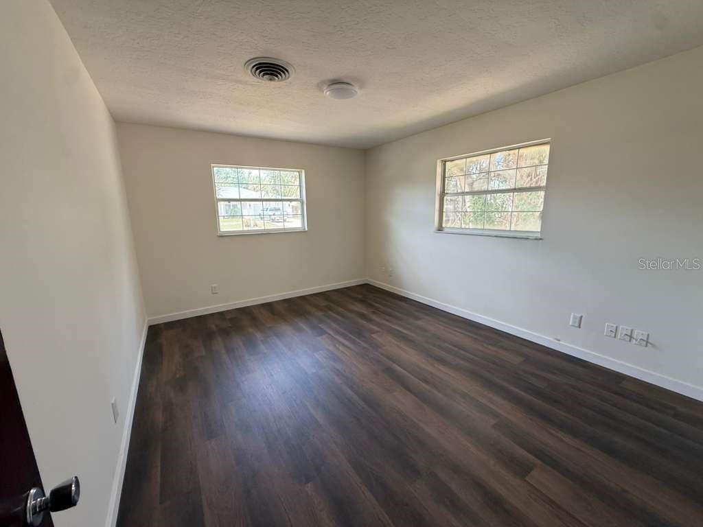 345 S Venice Blvd Property Photo 10