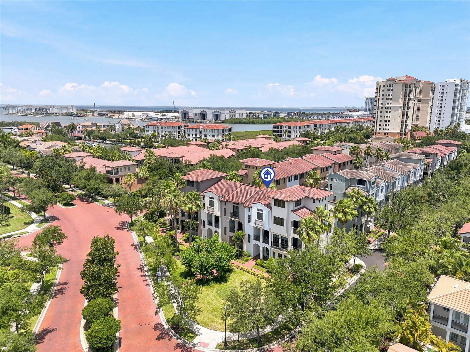 4815 Yacht Club Dr #102 Property Photo 1
