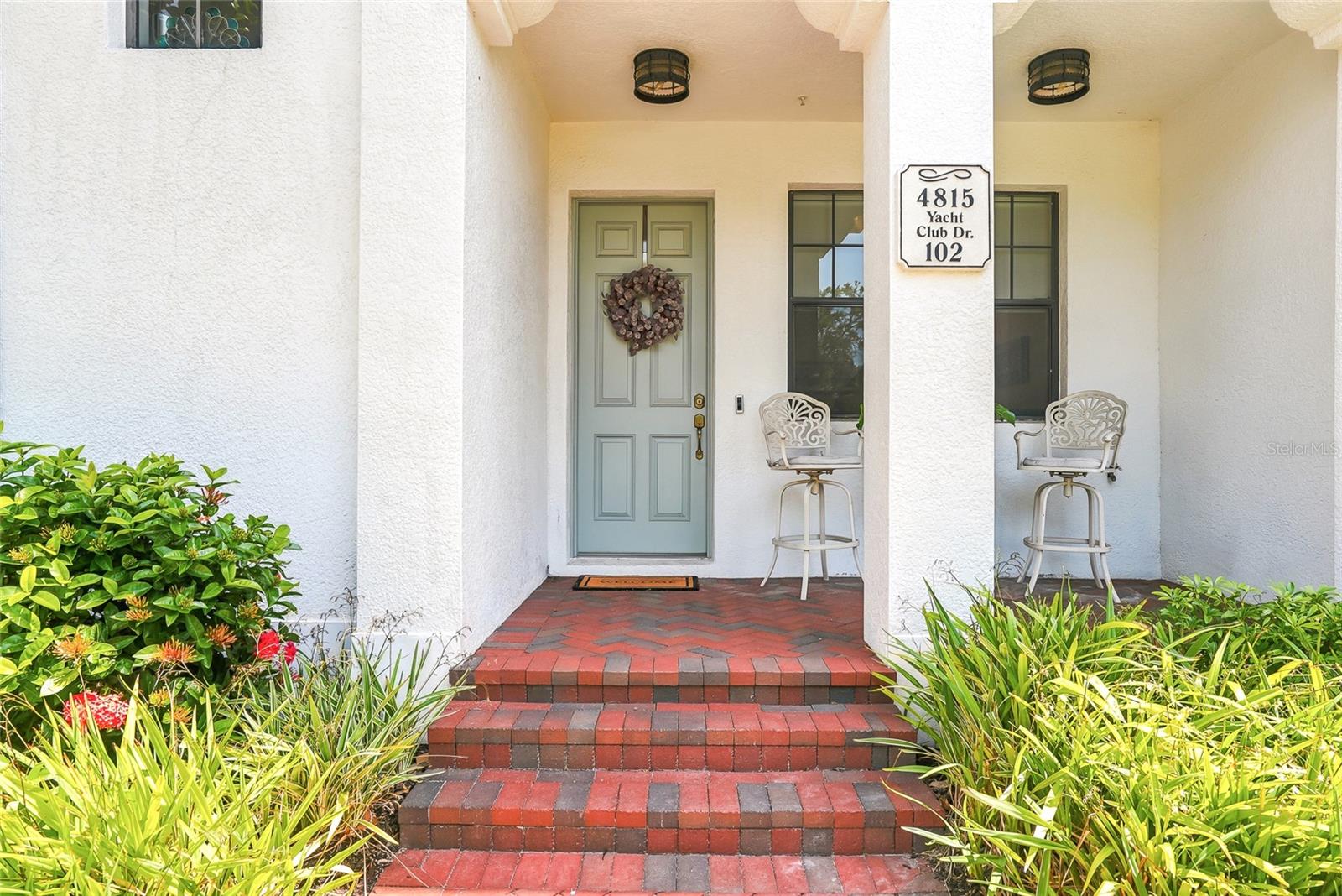 4815 Yacht Club Dr #102 Property Photo 7