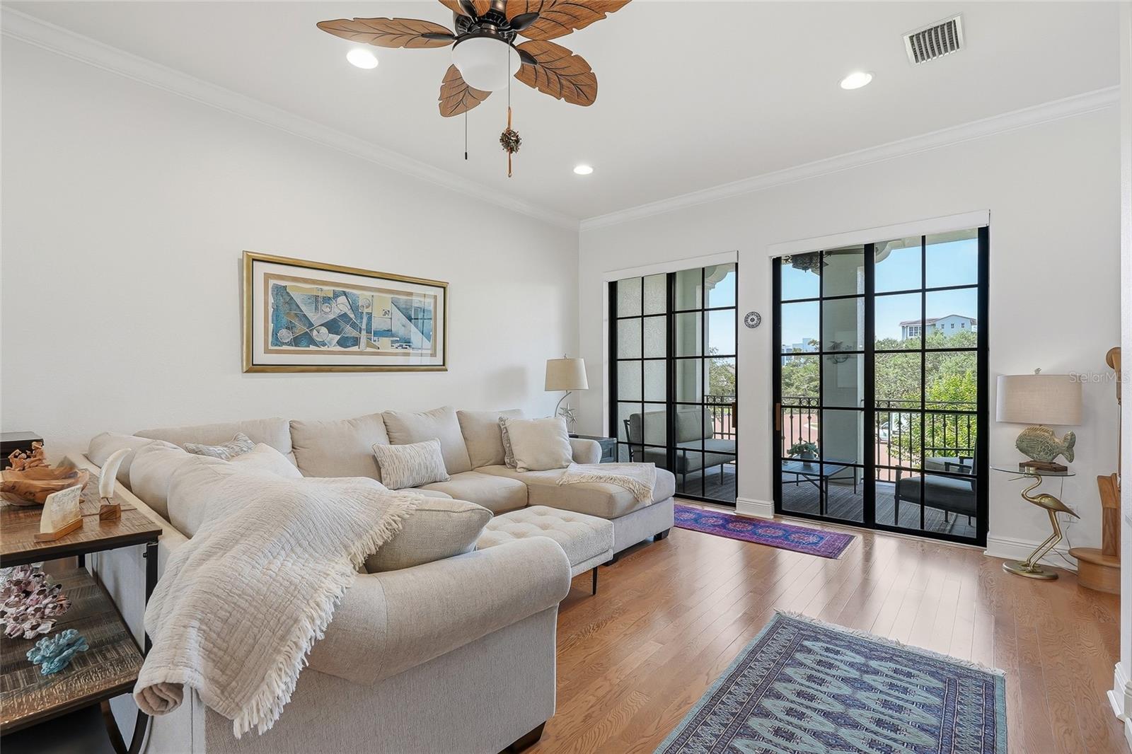 4815 Yacht Club Dr #102 Property Photo 13