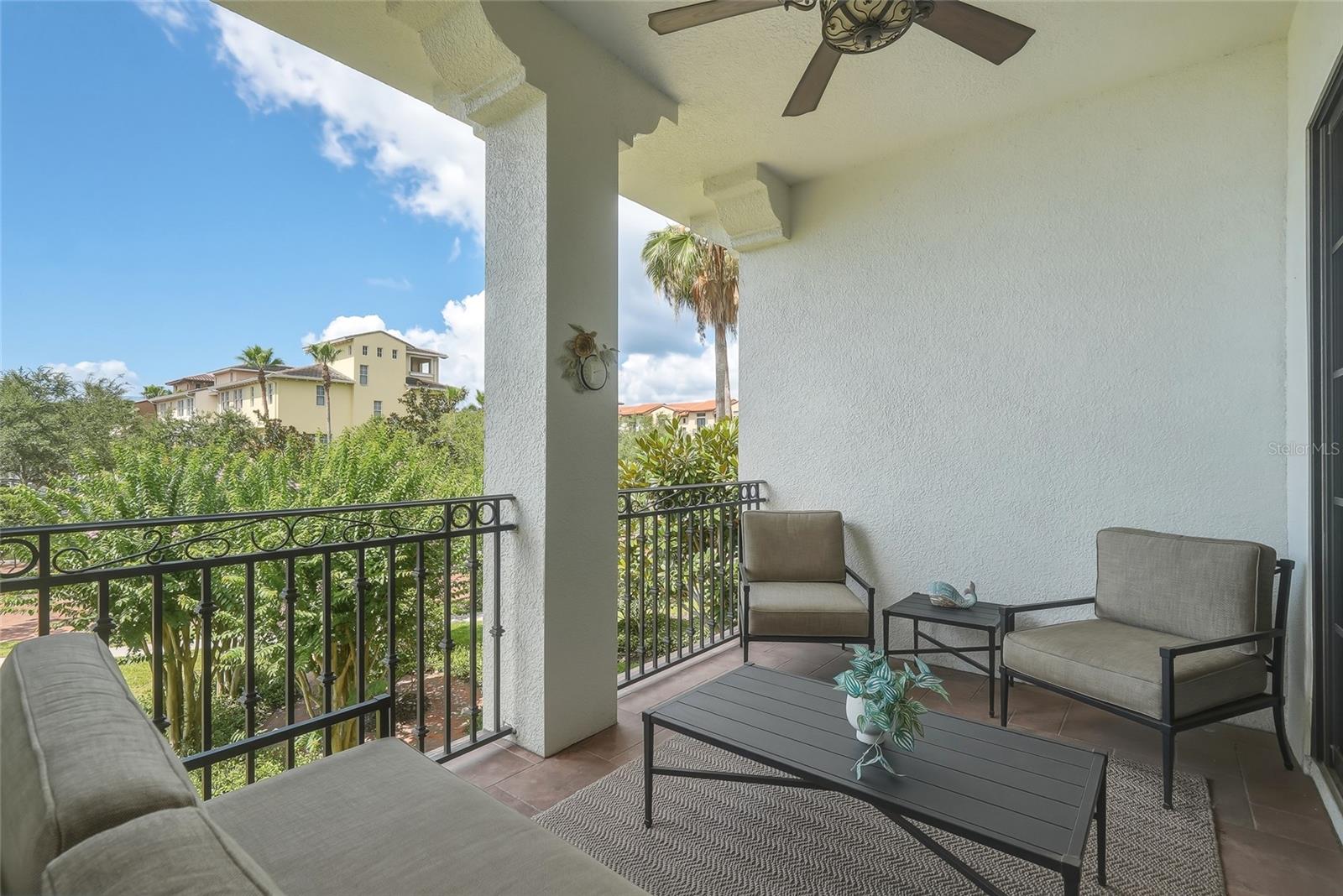 4815 Yacht Club Dr #102 Property Photo 14