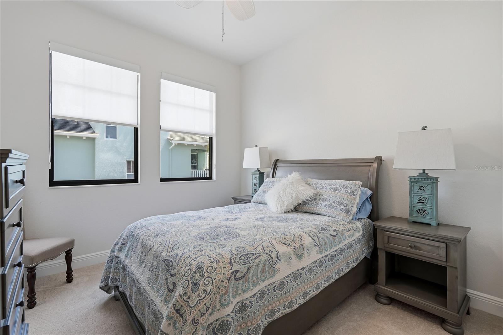 4815 Yacht Club Dr #102 Property Photo 21