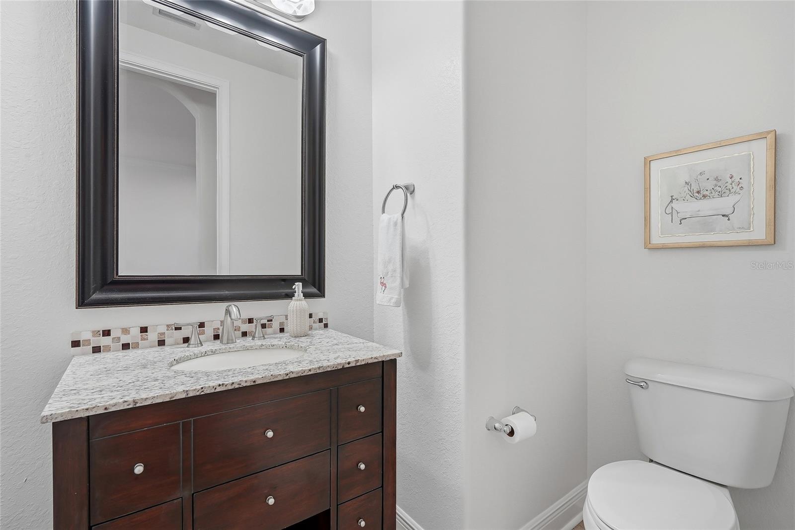 4815 Yacht Club Dr #102 Property Photo 24