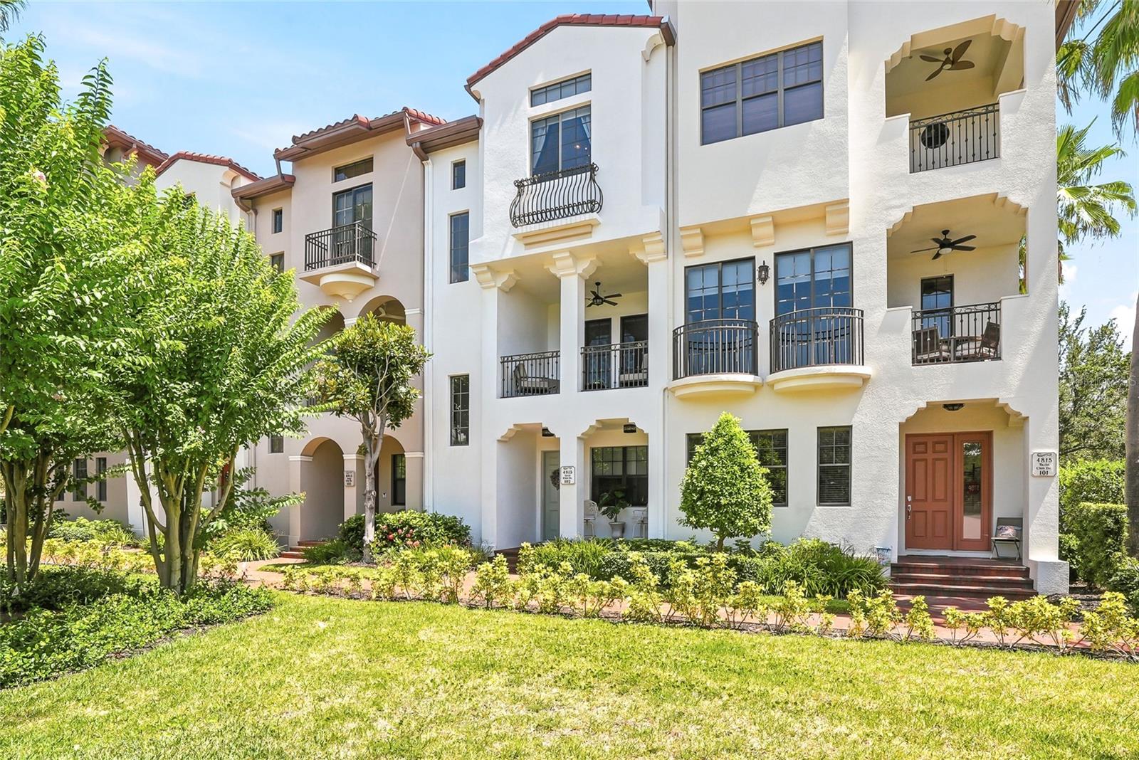 4815 Yacht Club Dr #102 Property Photo 27
