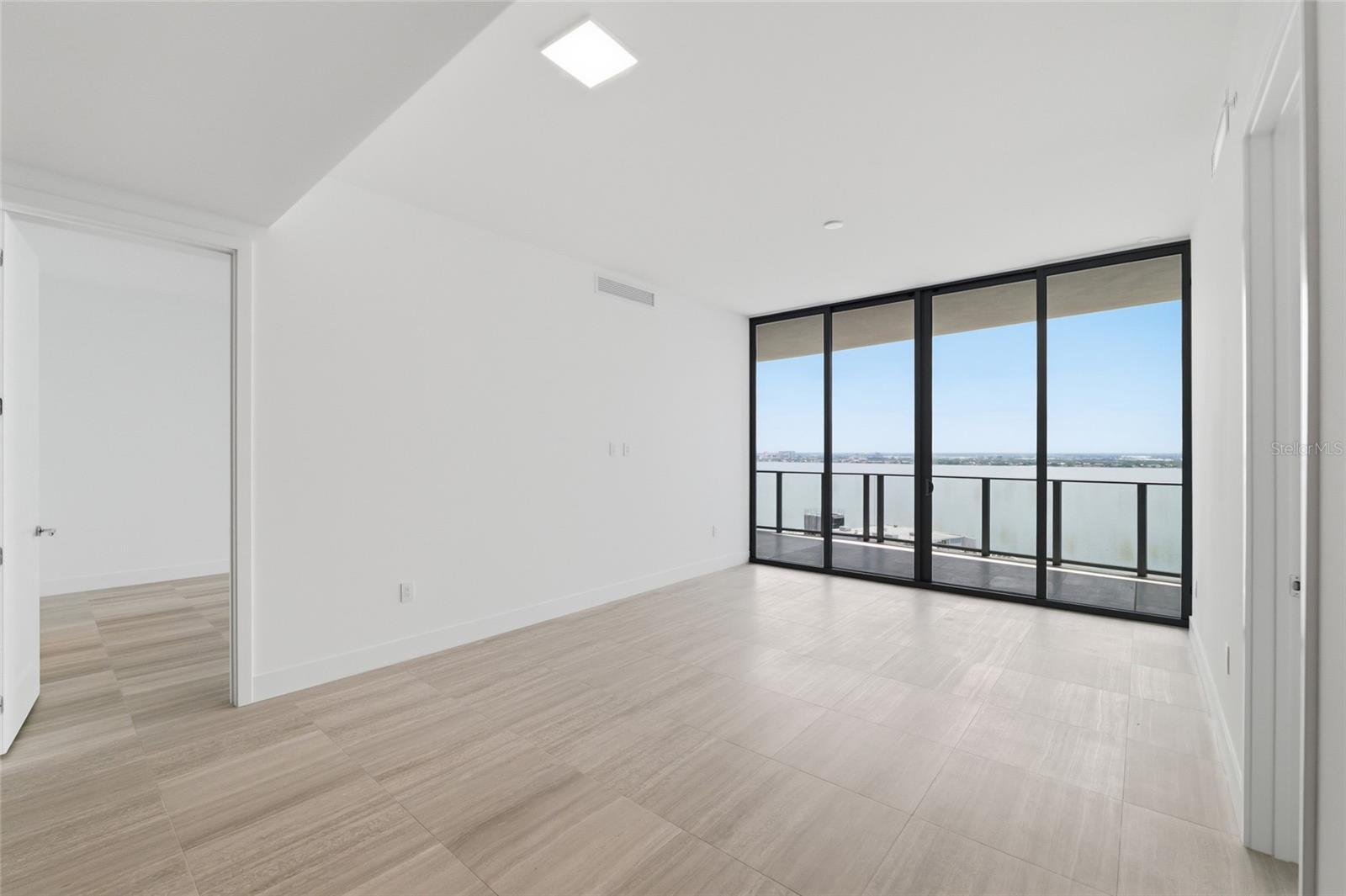 3015 S Ysabella Ave #2102 Property Photo 14