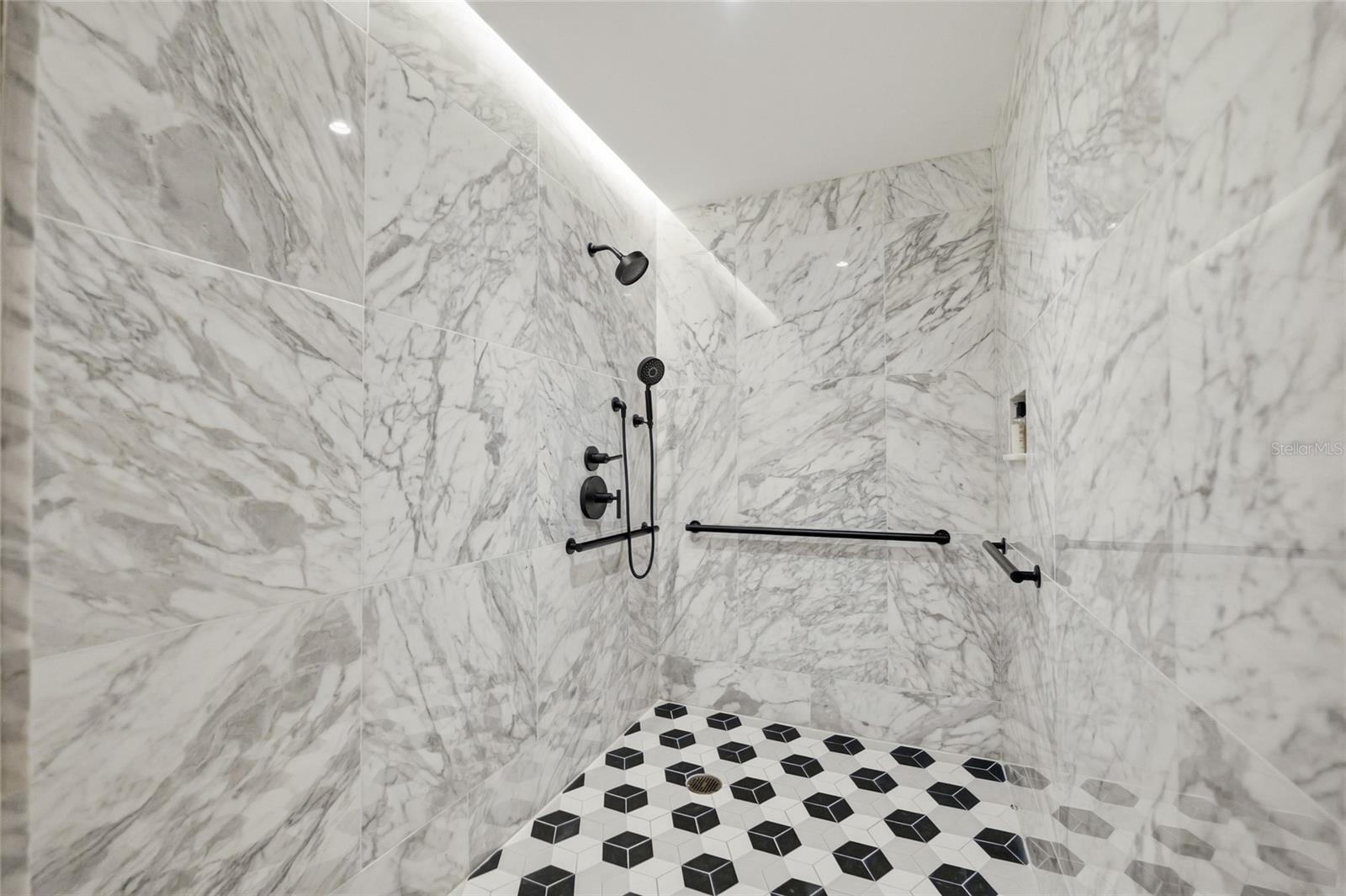 3015 S Ysabella Ave #2102 Property Photo 24