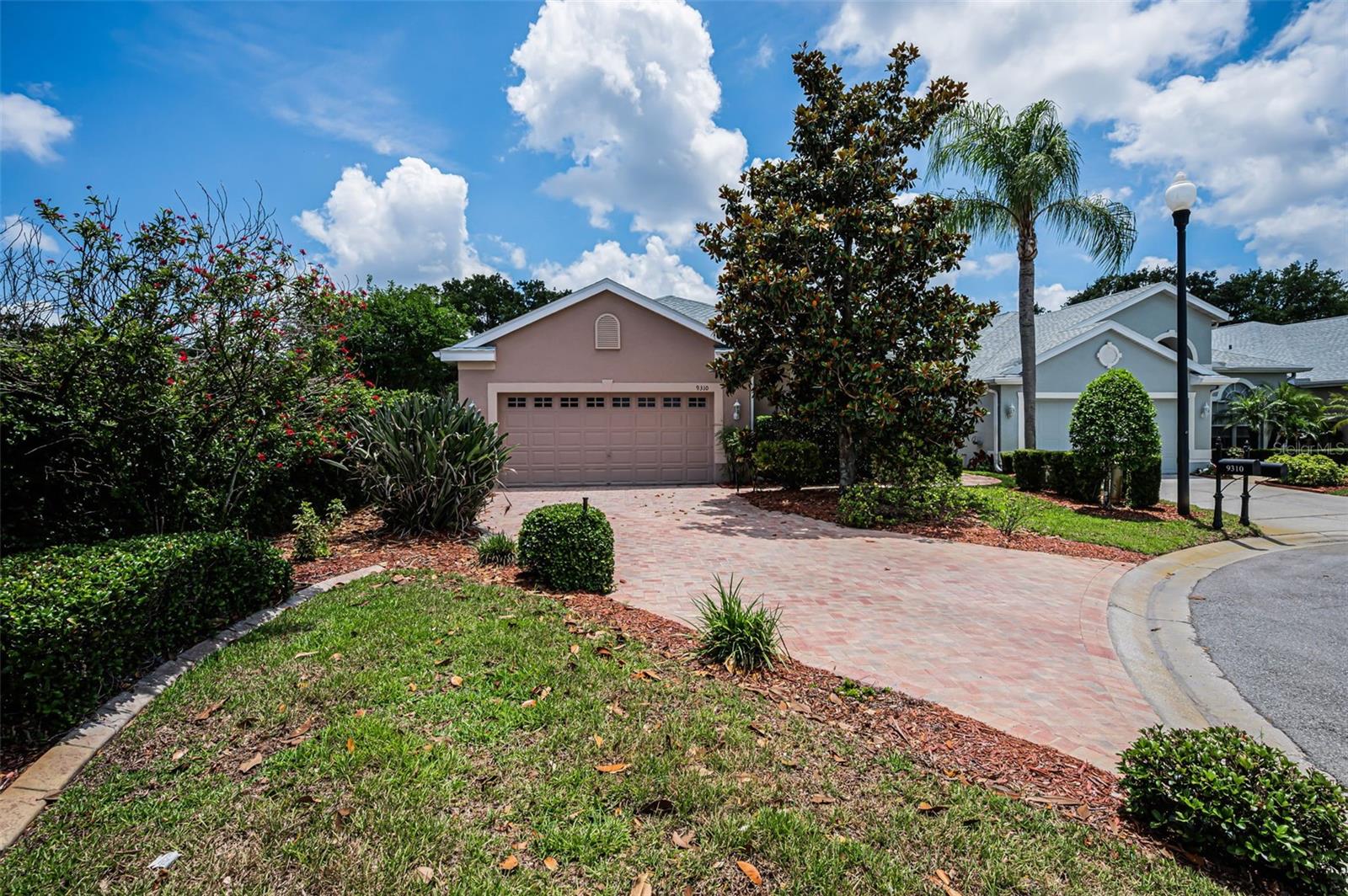 9310 Souchak Dr Property Photo 6