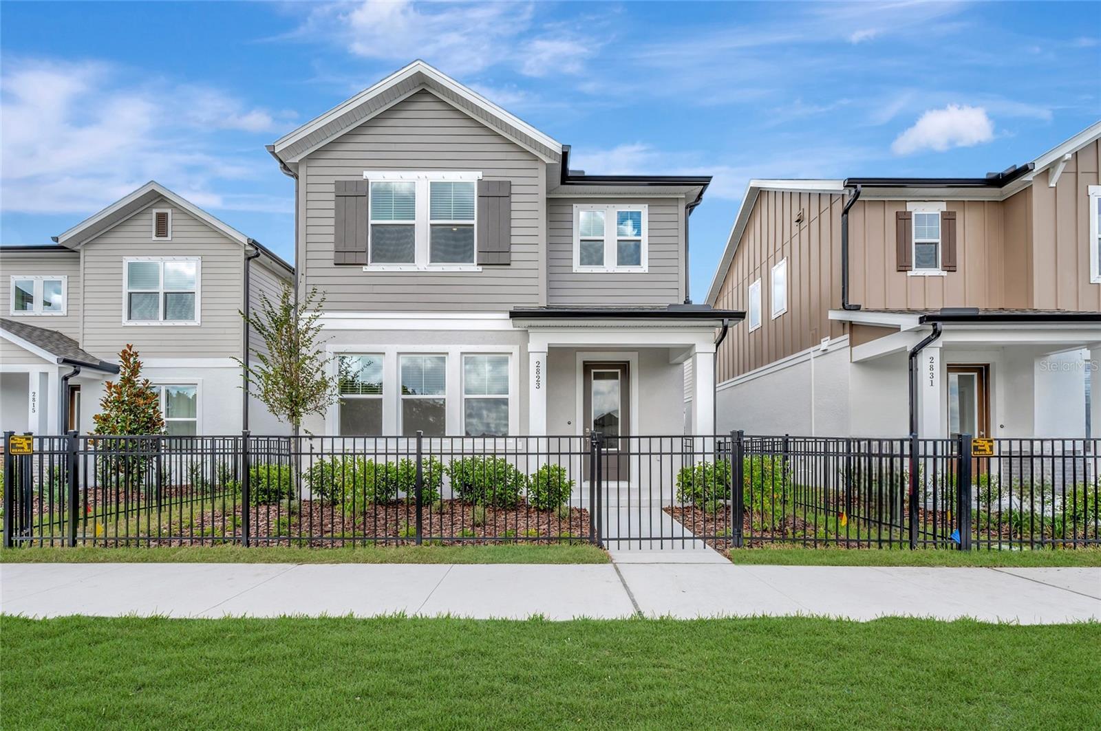 2823 CRIMSON CAP ST Property Photo 1