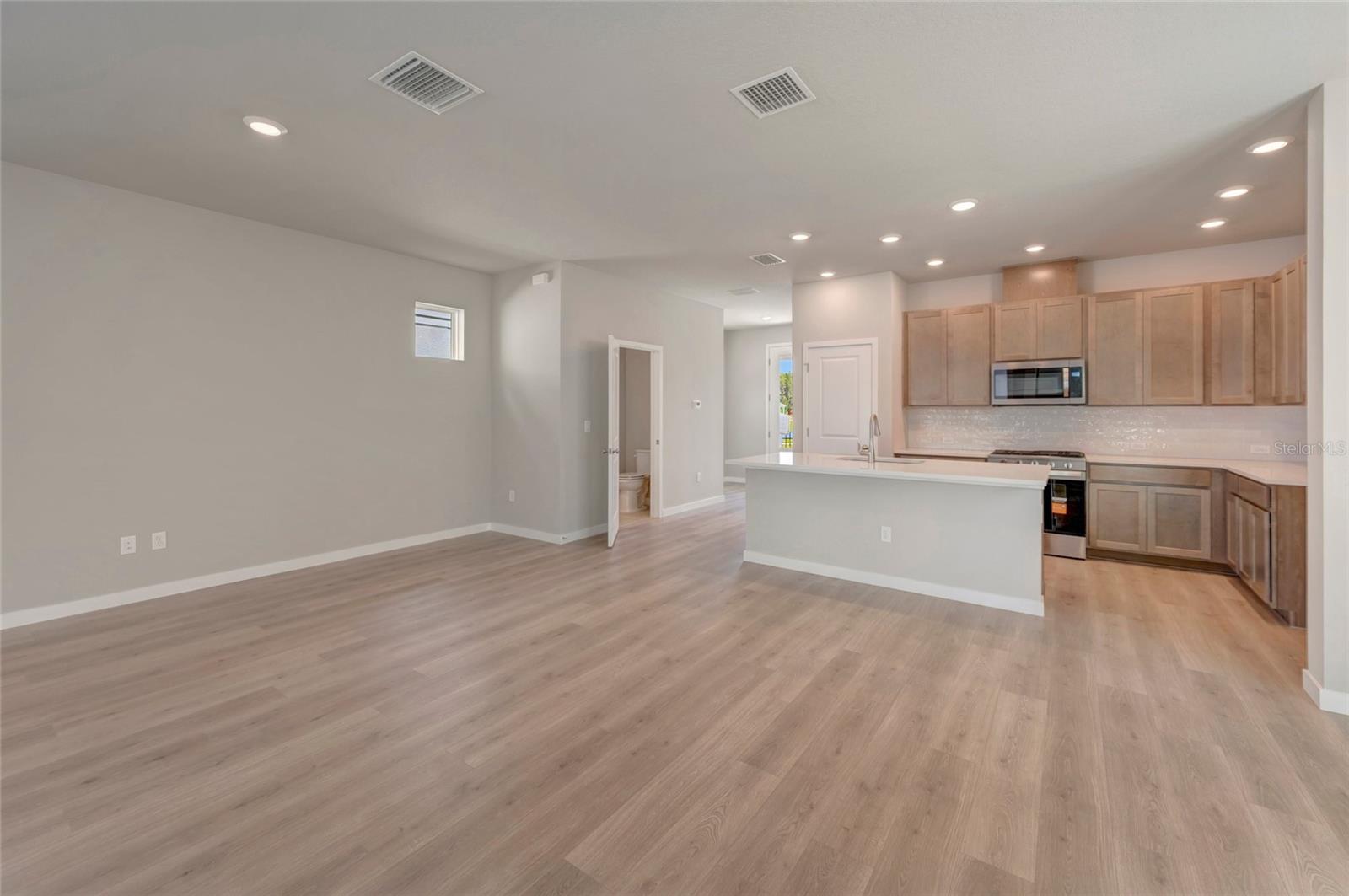 2823 Crimson Cap St Property Photo 8