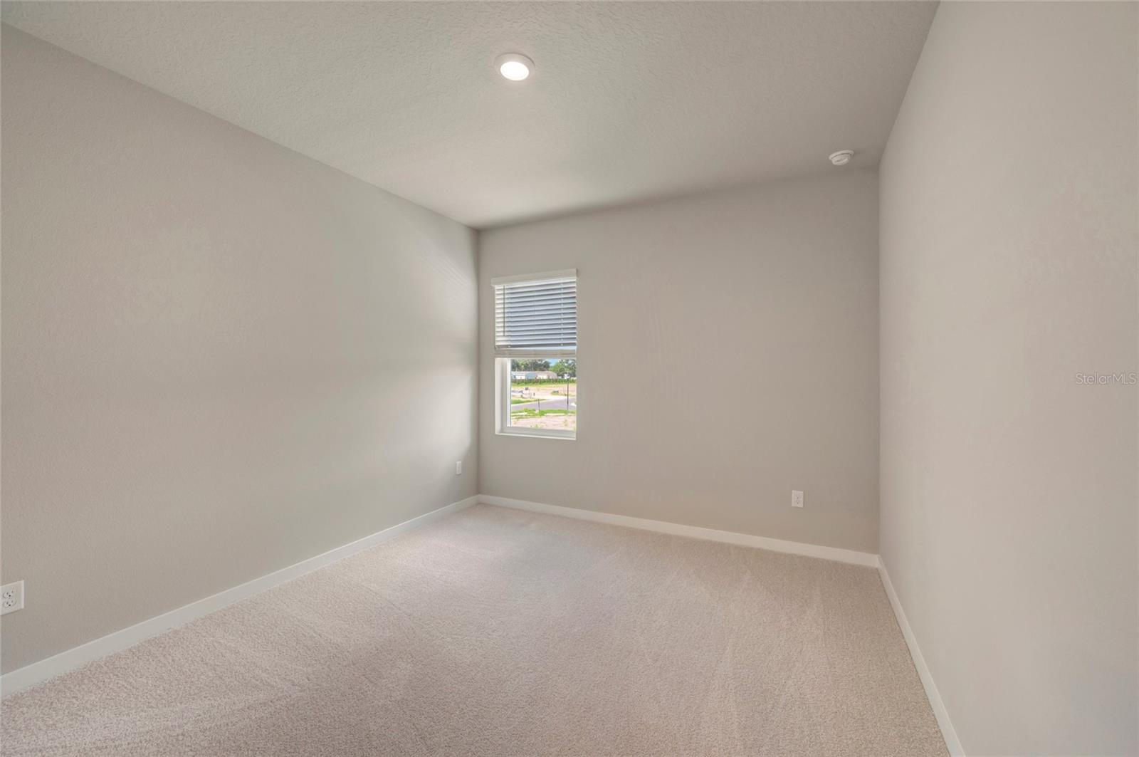 2823 Crimson Cap St Property Photo 24