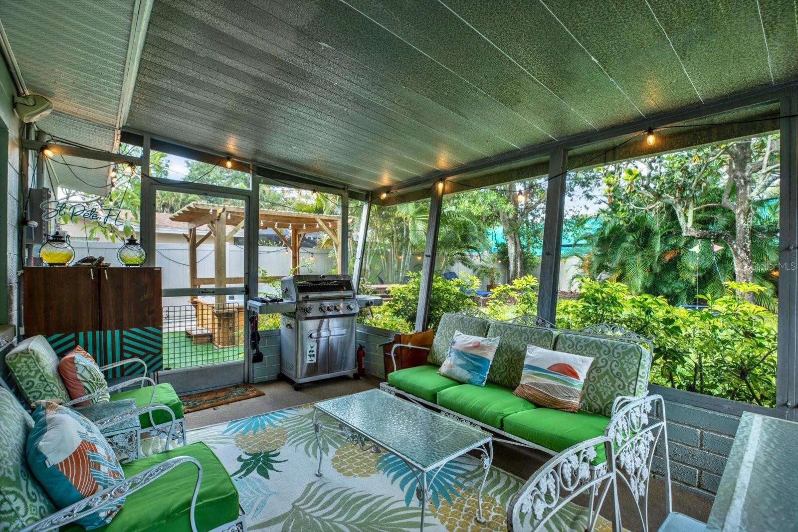 5572 100th Way N Property Photo 24