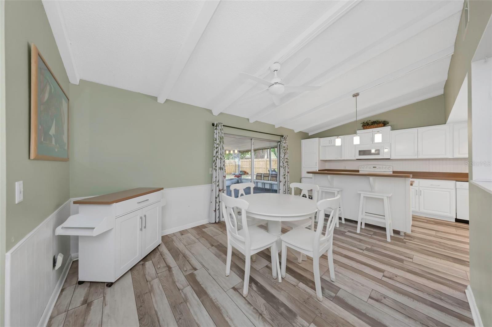 17704 Rivendel Rd Property Photo 2