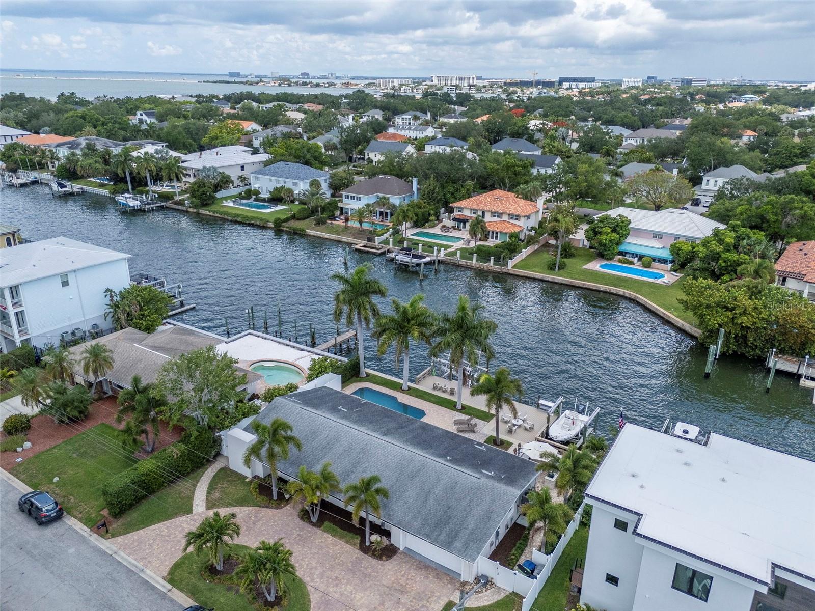 4927 W Melrose Ave N Property Photo 68