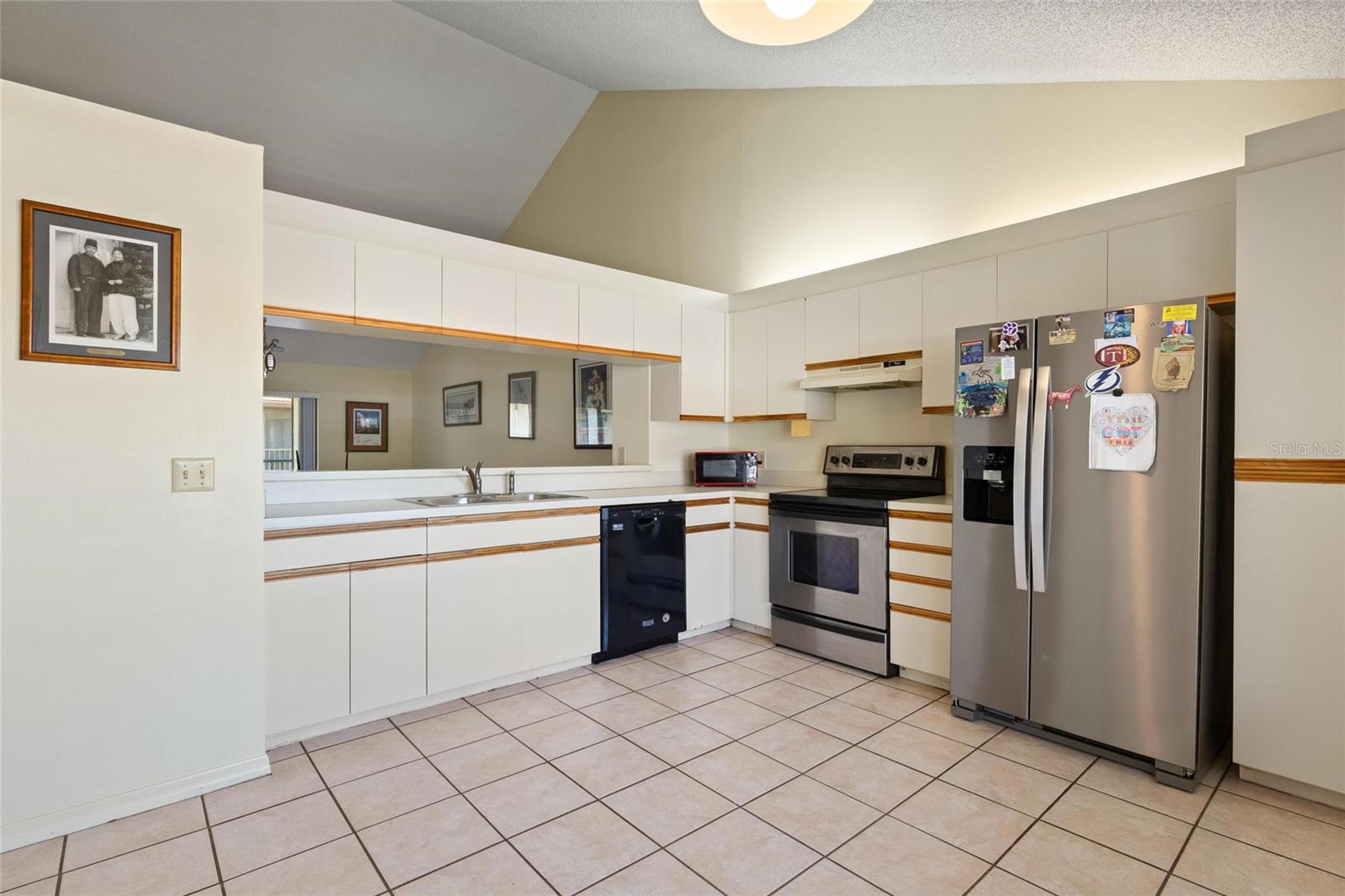 1801 E Lake Rd #4e Property Photo 6