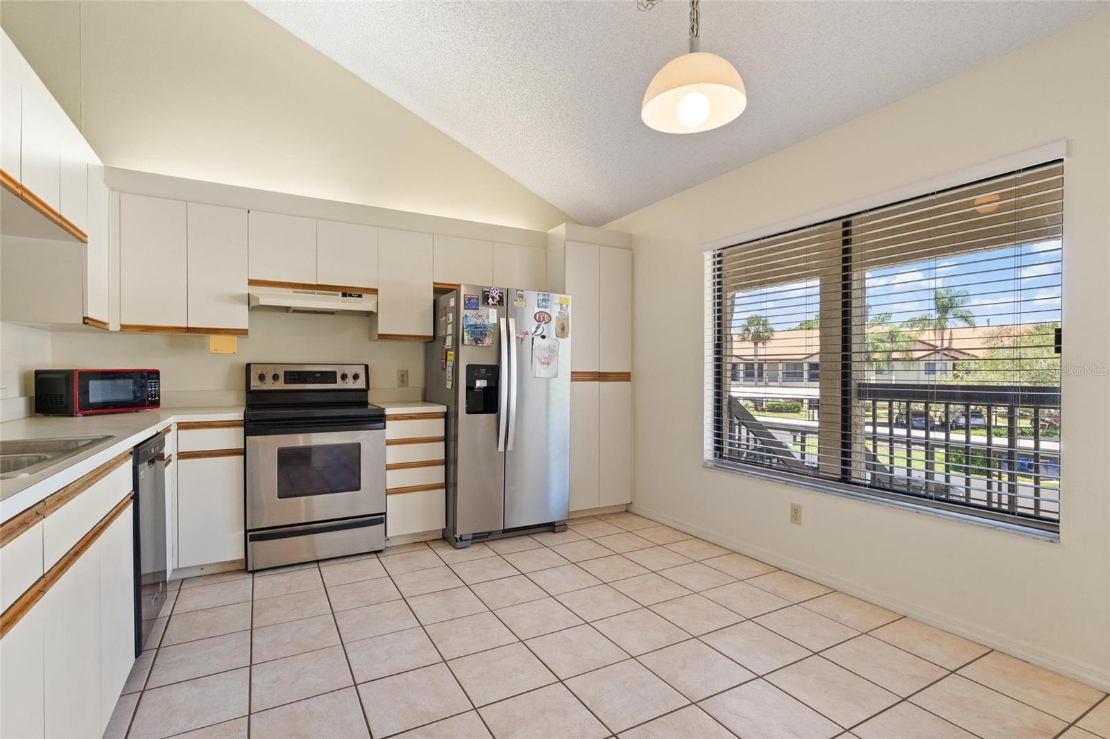 1801 E Lake Rd #4e Property Photo 7