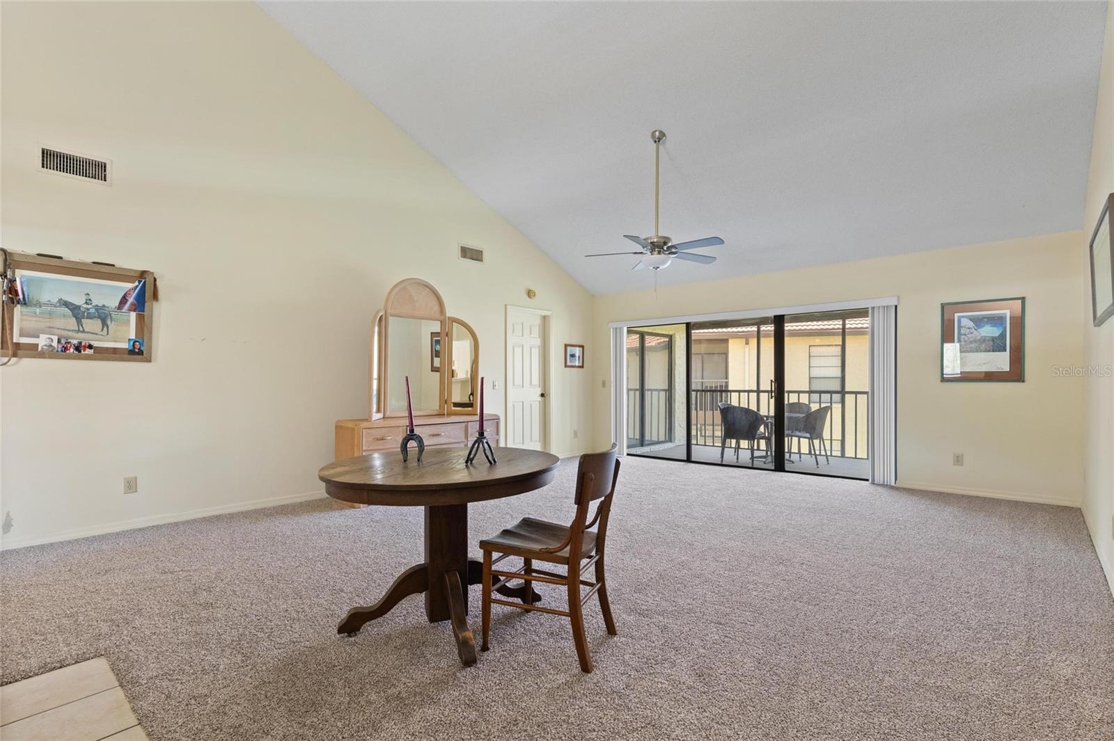 1801 E Lake Rd #4e Property Photo 11