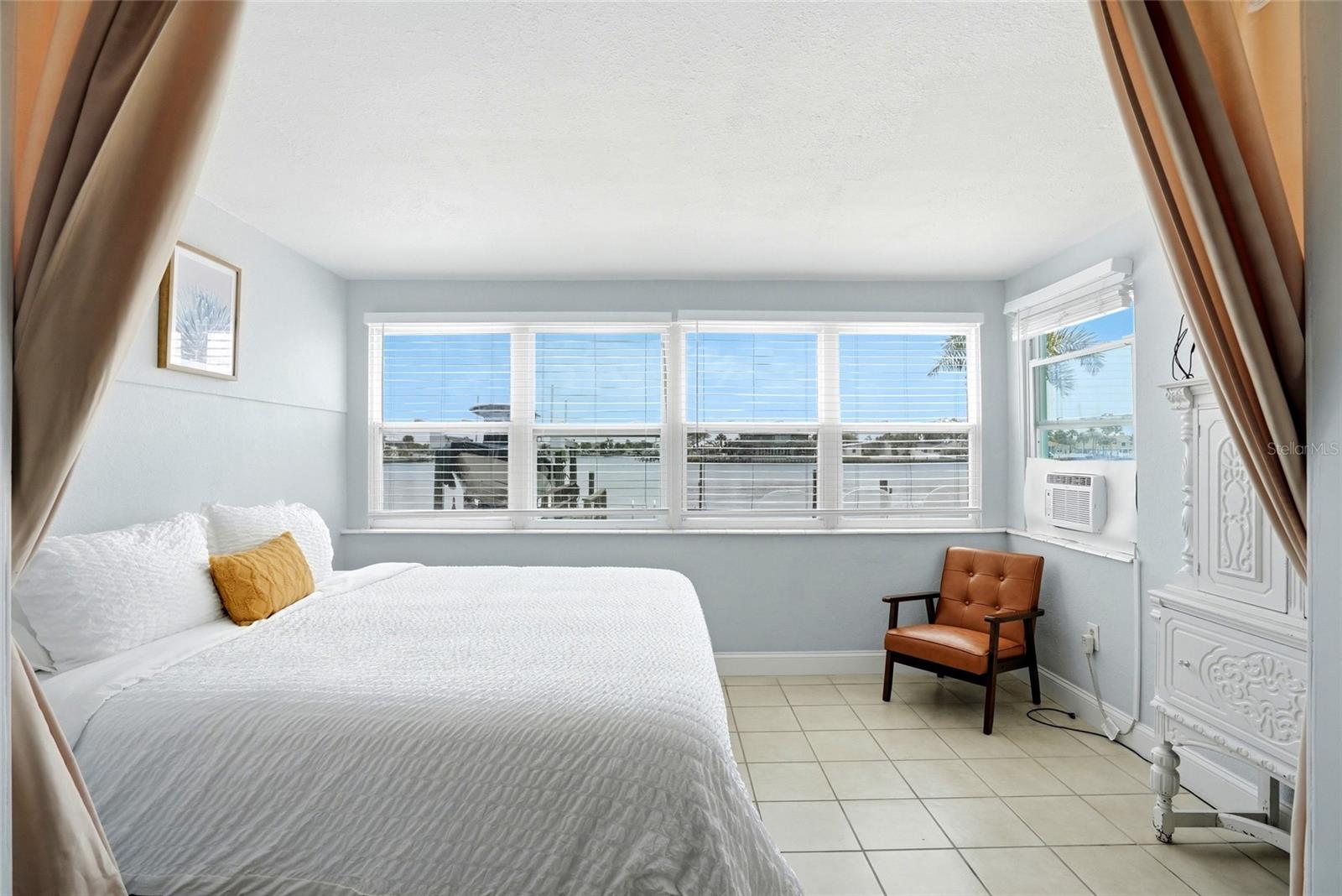 2311 Bay Blvd Property Photo 21