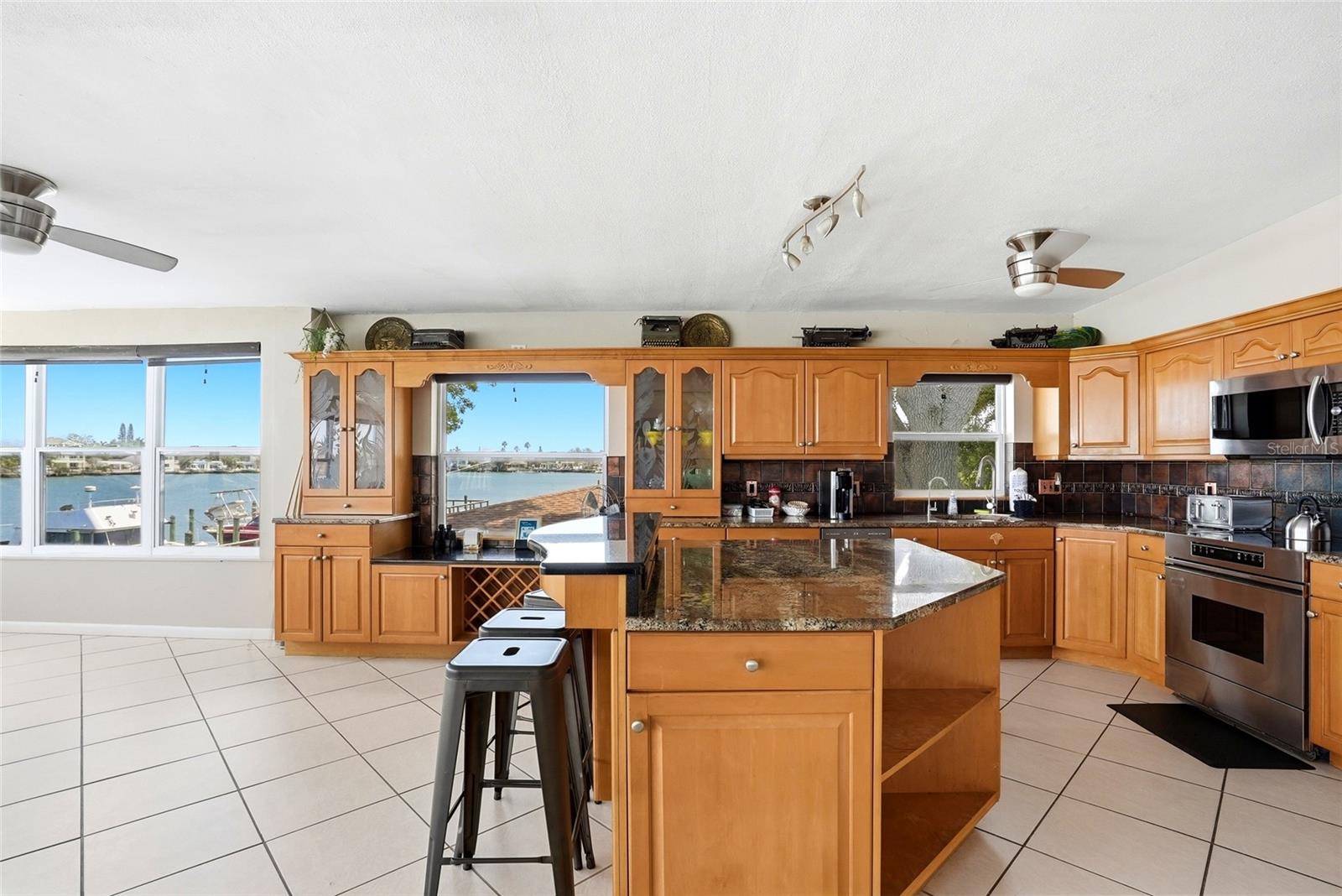 2311 Bay Blvd Property Photo 50