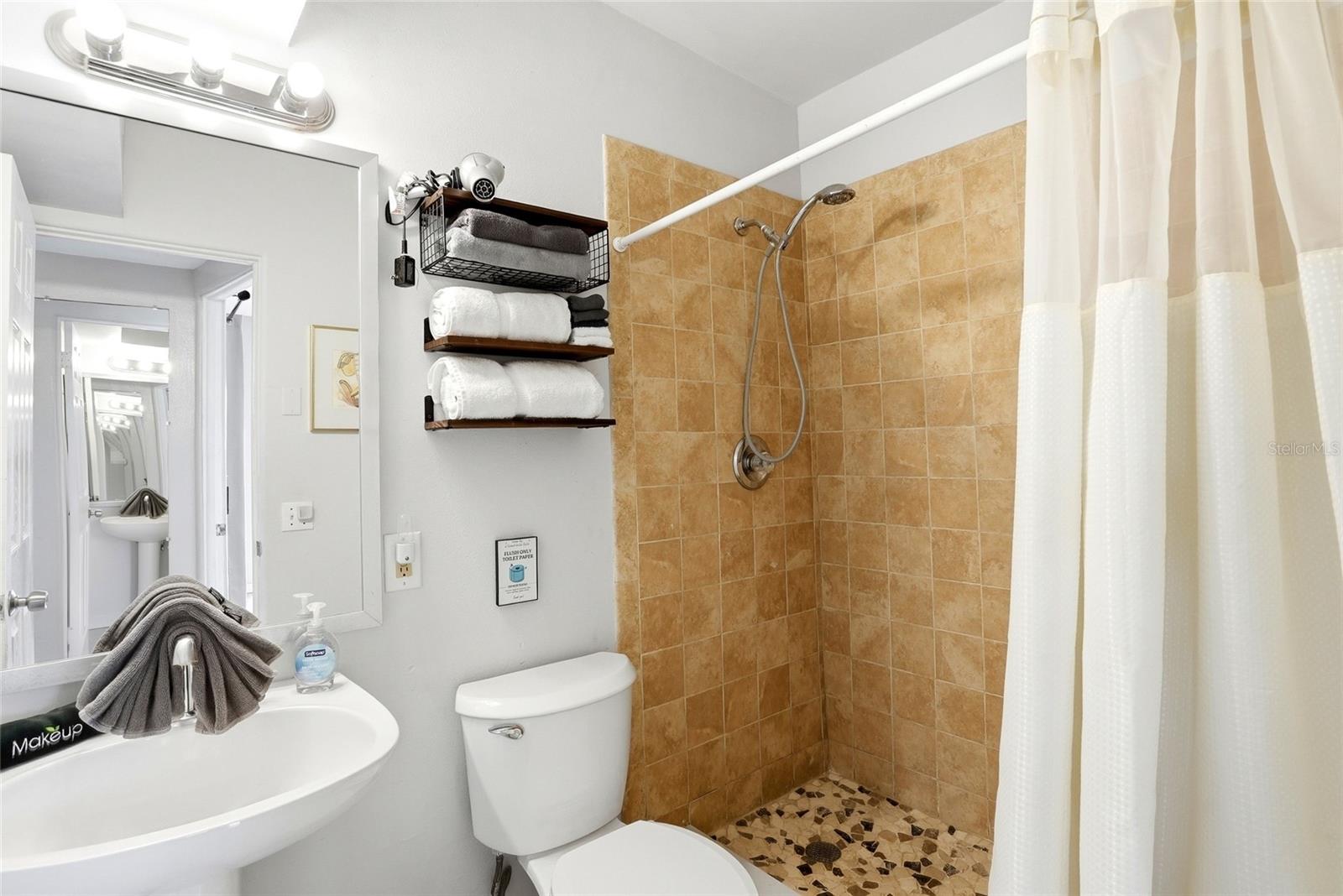 2311 Bay Blvd Property Photo 54