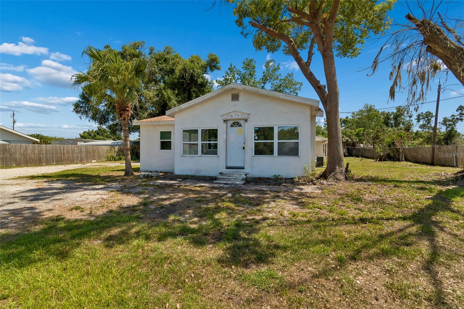 1611 E Shell Point Rd Property Photo 6