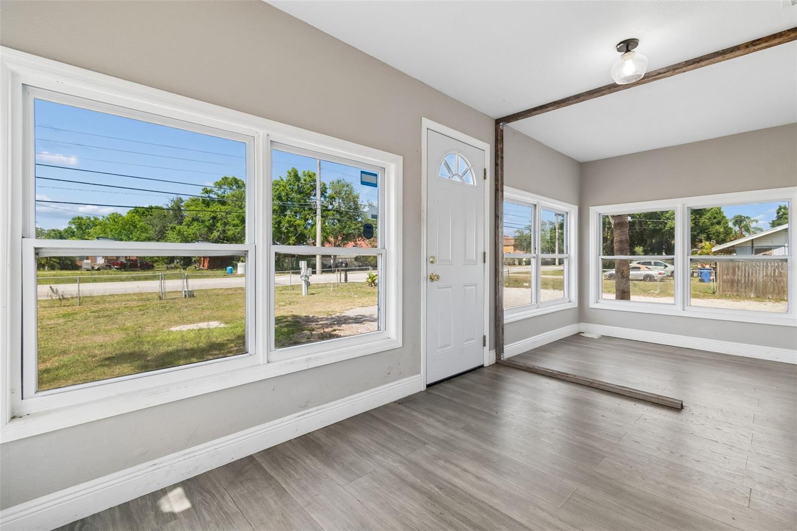 1611 E Shell Point Rd Property Photo 12