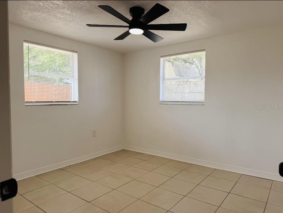 7412 University Dr Property Photo 10