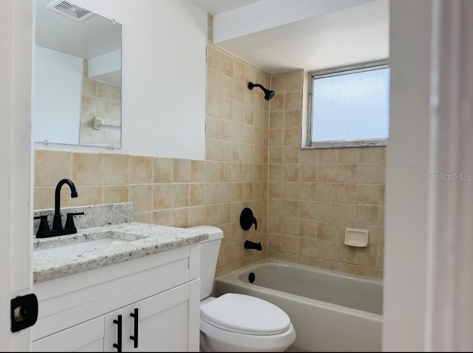 7412 University Dr Property Photo 12