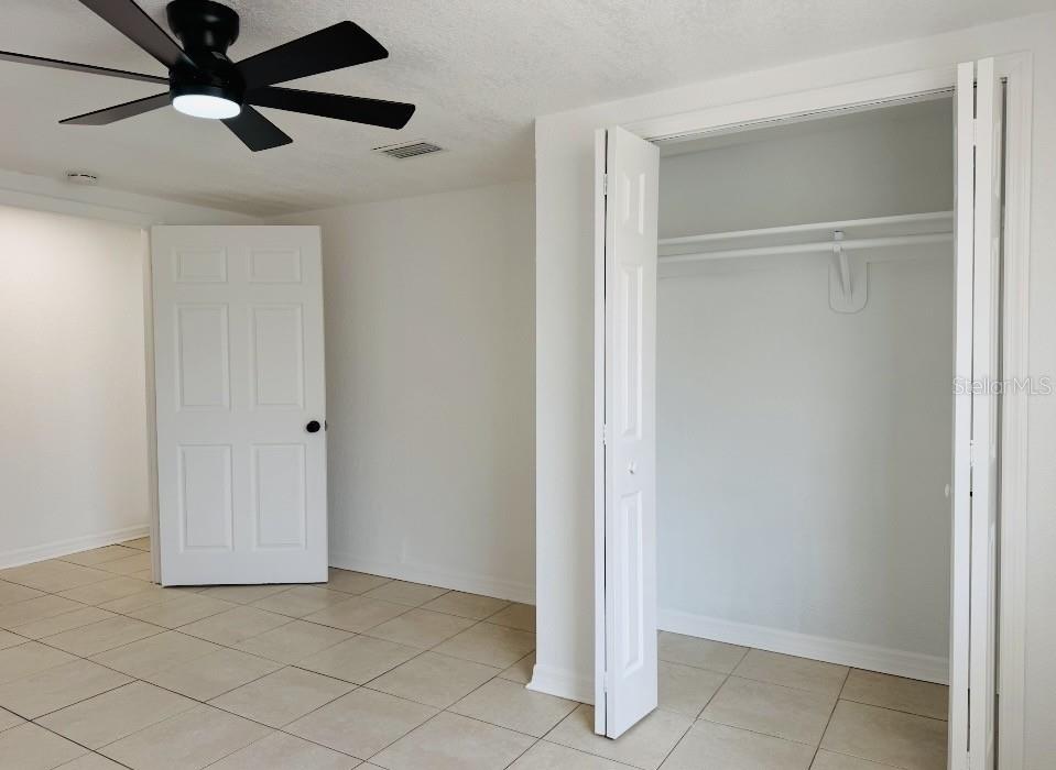 7412 University Dr Property Photo 14