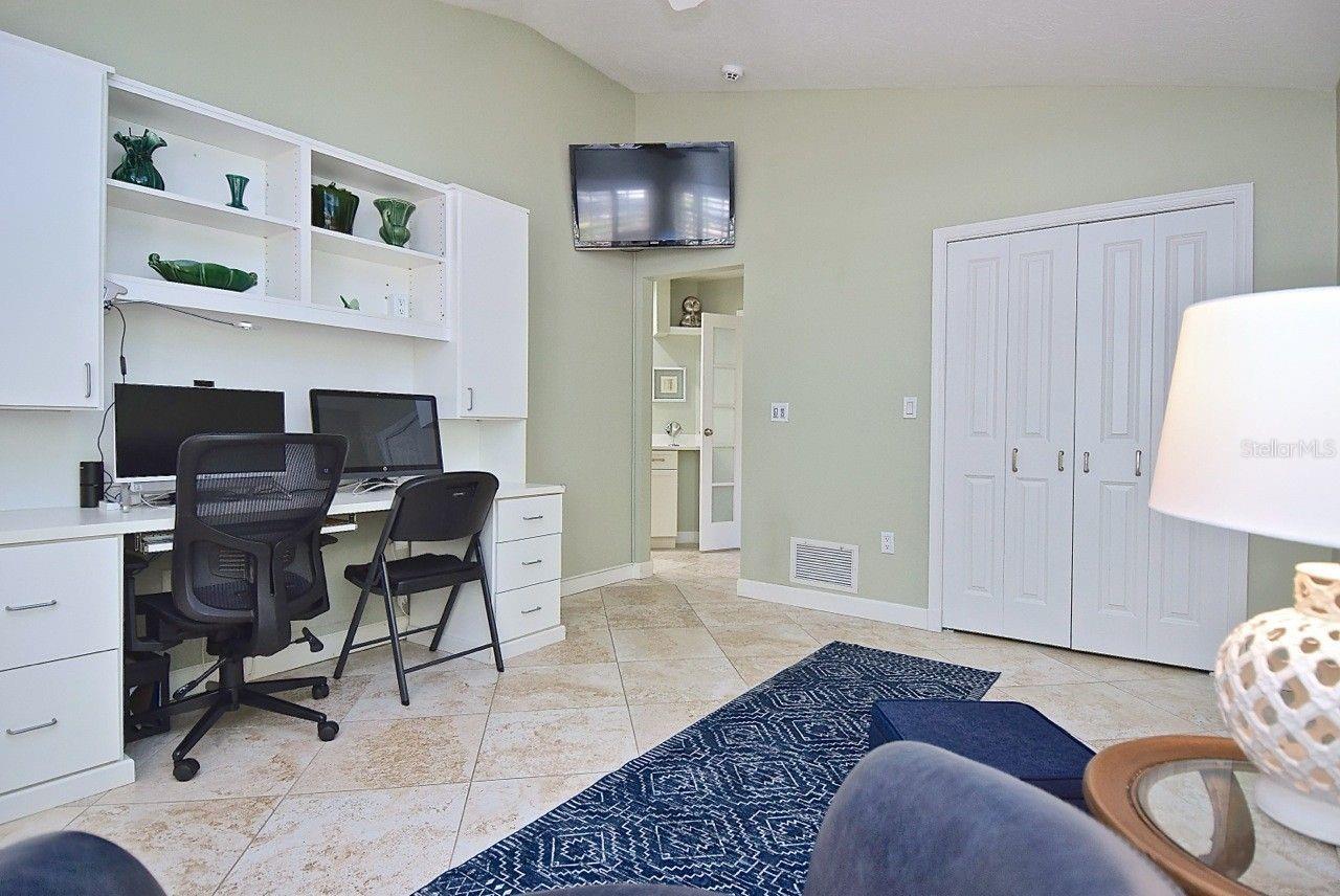 3890 Lyndhurst Ct Property Photo 29